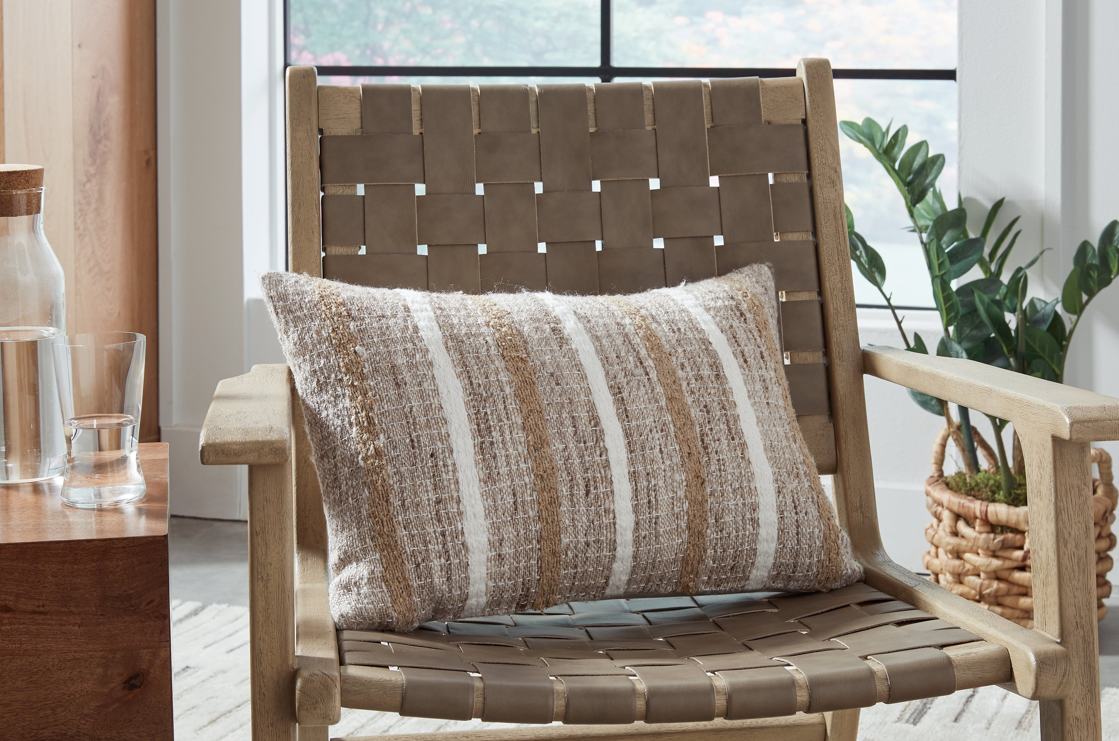 Leasing Furniture - Ashley Furniture - Benish Pillows - Pillow / Tan/Brown/White - A1001047P