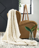 Leasing Furniture - Ashley Furniture - Chaddon Throw (Set of 3) - Throw (3/CS) / Ivory - A1001060