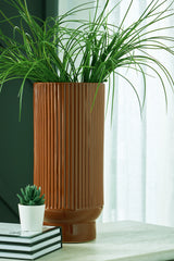 Leasing Furniture - Ashley Furniture - Avalyah Vase - Vase (2/CS) / Burnt Umber - A2900023