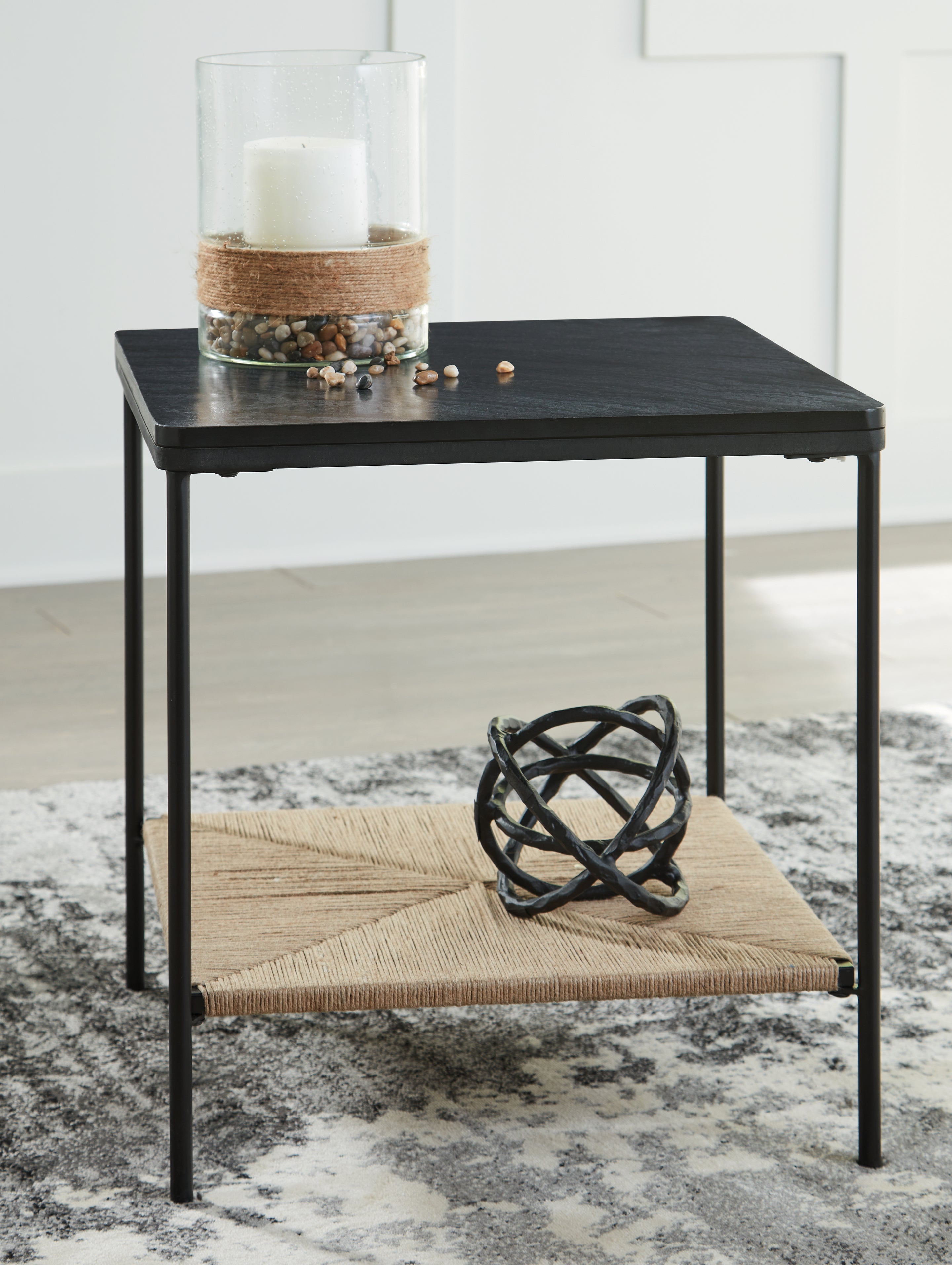 Leasing Furniture - Ashley Furniture - Minrich Accent Table - Accent Table / Black/Natural - A4000591