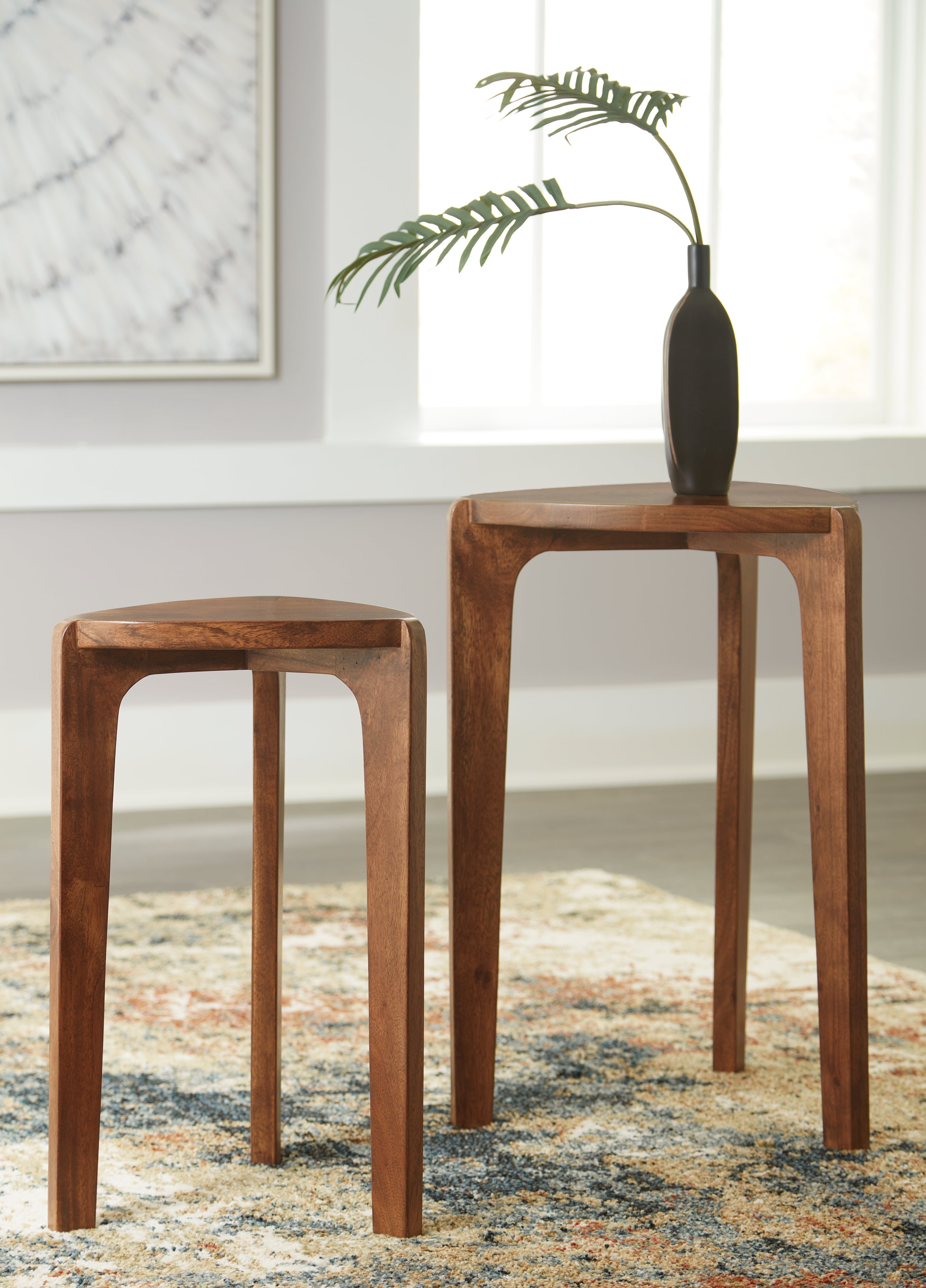 Leasing Furniture - Ashley Furniture - Brynnleigh Accent Table (Set of 2) - Accent Table Set (Set of 2) / Medium Brown - A4000607