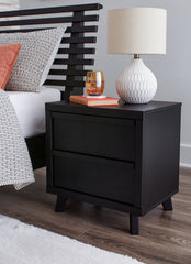 Leasing Furniture - Ashley Furniture - Danziar Bedroom - Full Panel Bed / Black - B1013B20