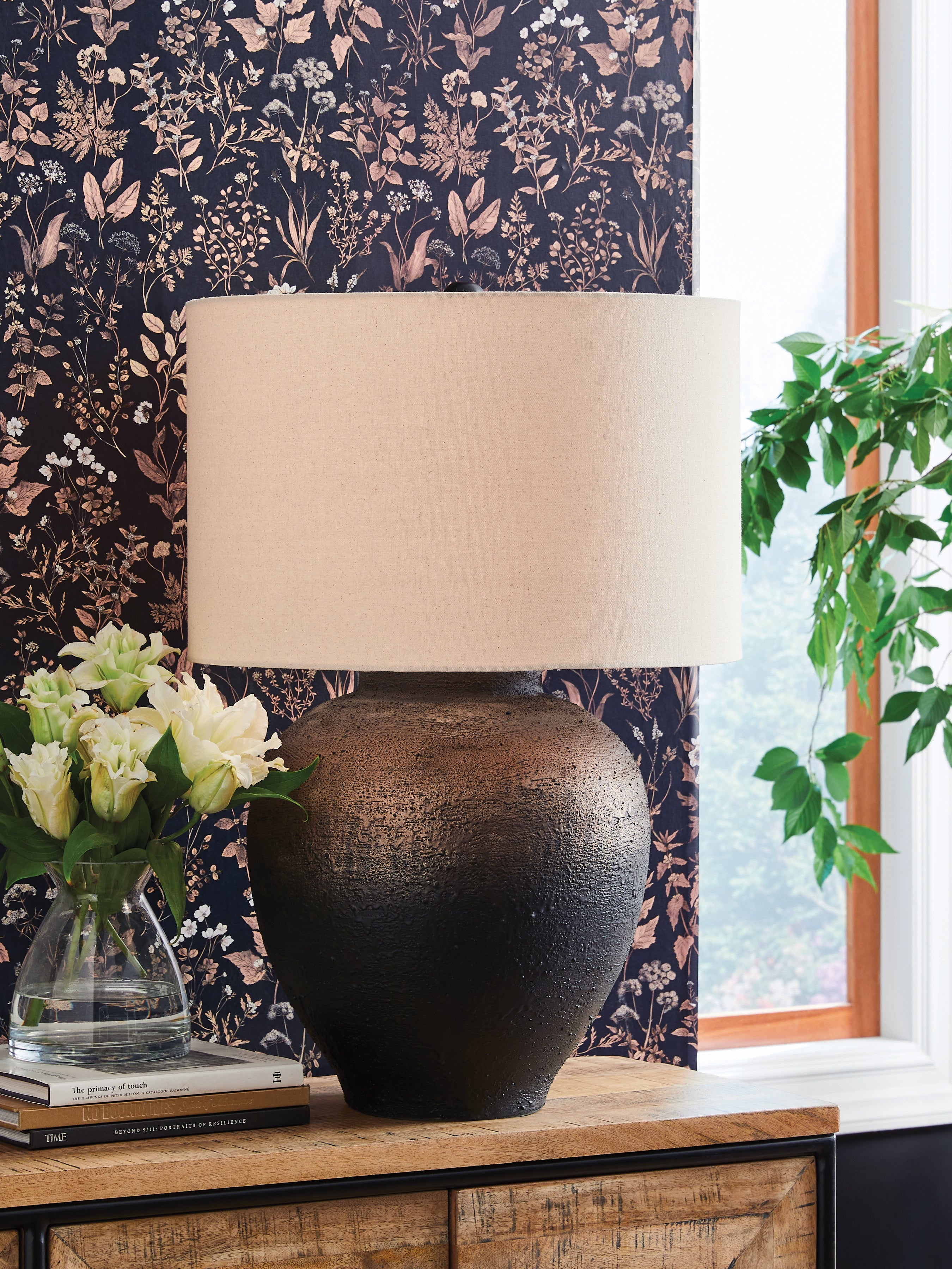 Leasing Furniture - Ashley Furniture - Newgerhard Lighting - Metal Table Lamp (1/CN) / Brown/Black - L207644