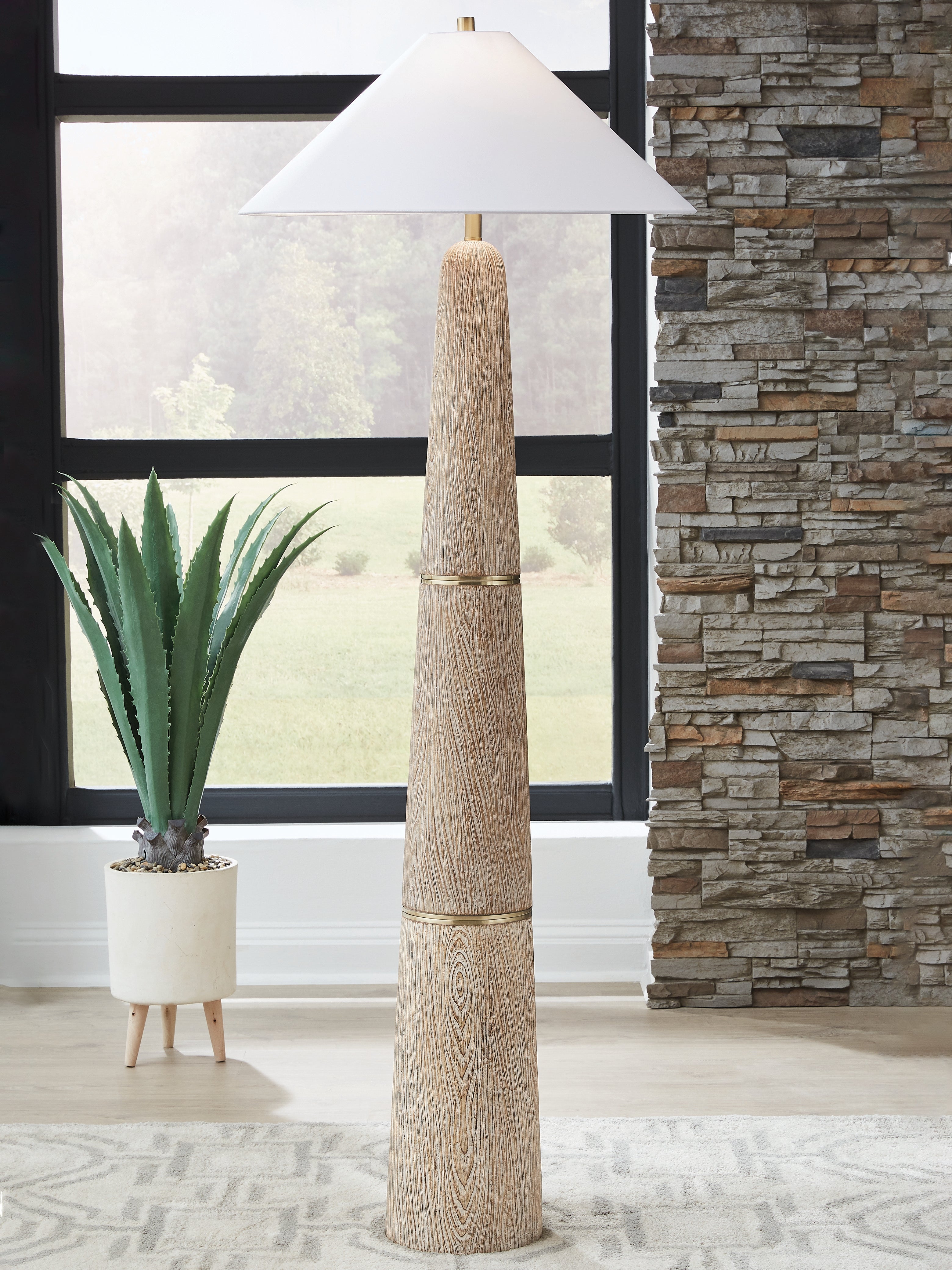 Leasing Furniture - Ashley Furniture - Gasparleigh Lighting - Poly Floor Lamp (1/CN) / Brown/Gold Finish - L235811