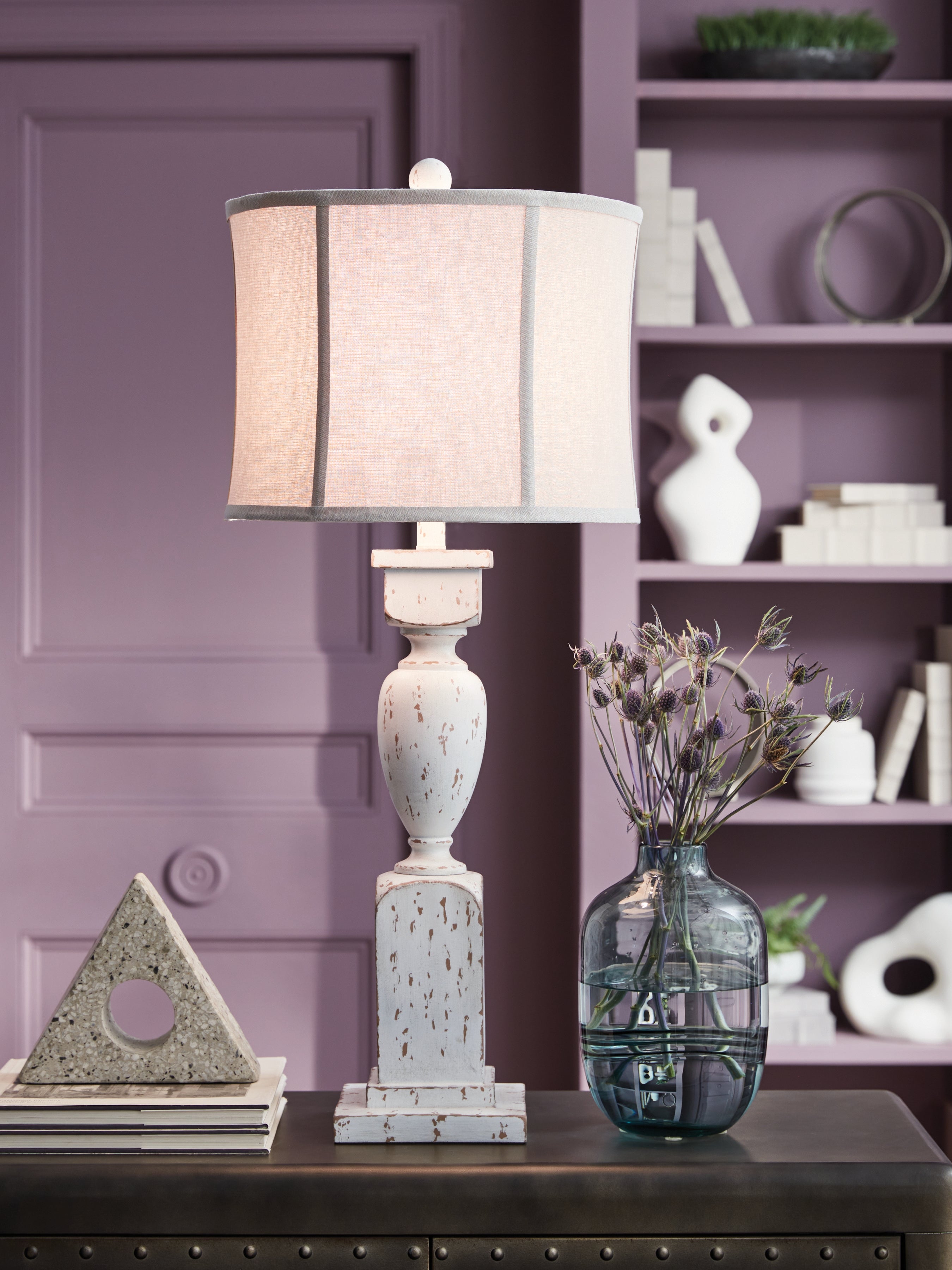 Leasing Furniture - Ashley Furniture - Madsbrook Lighting - Poly Table Lamp (1/CN) / Antique White - L235924