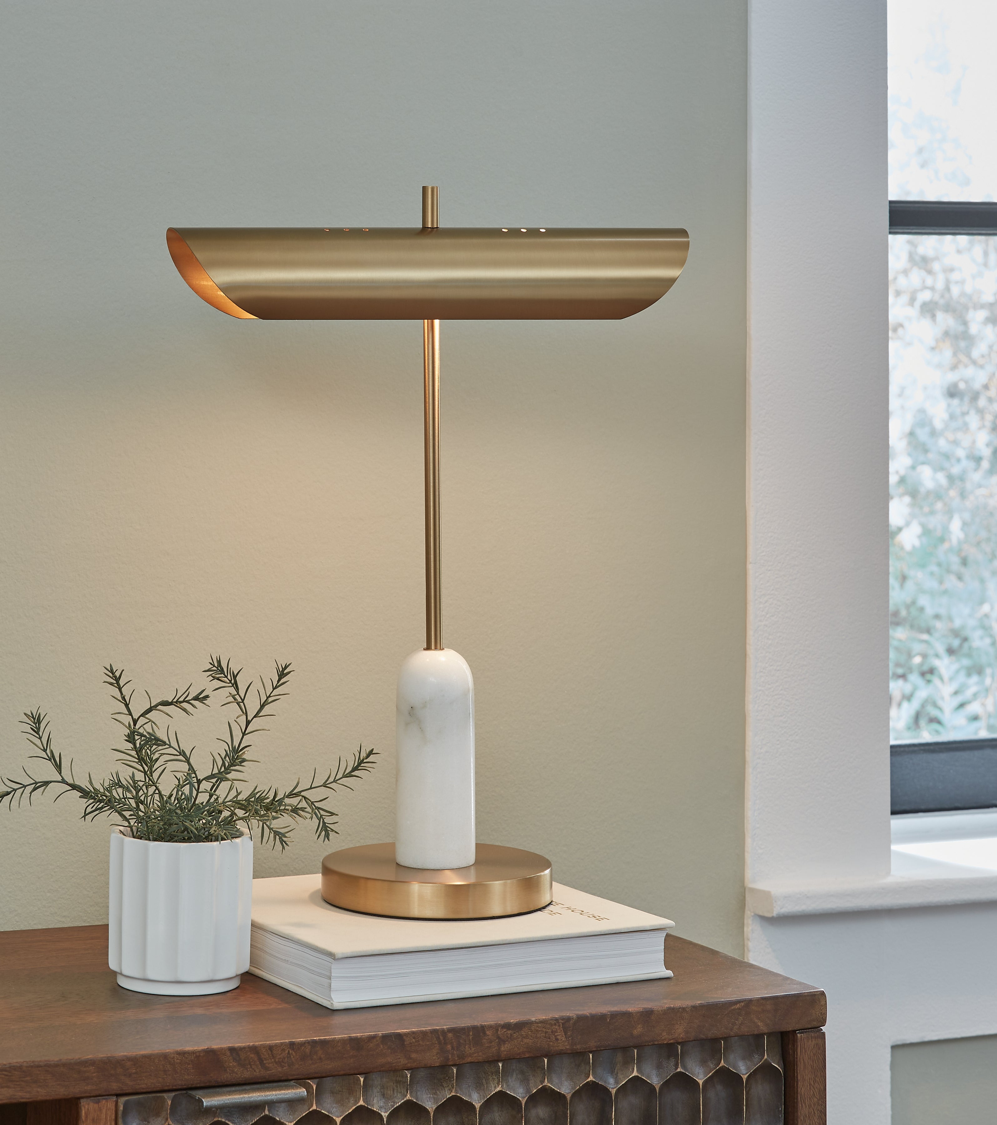 Leasing Furniture - Ashley Furniture - Rowleigh Lighting - Marble Desk Lamp (1/CN) / Gold Finish/White - L734392