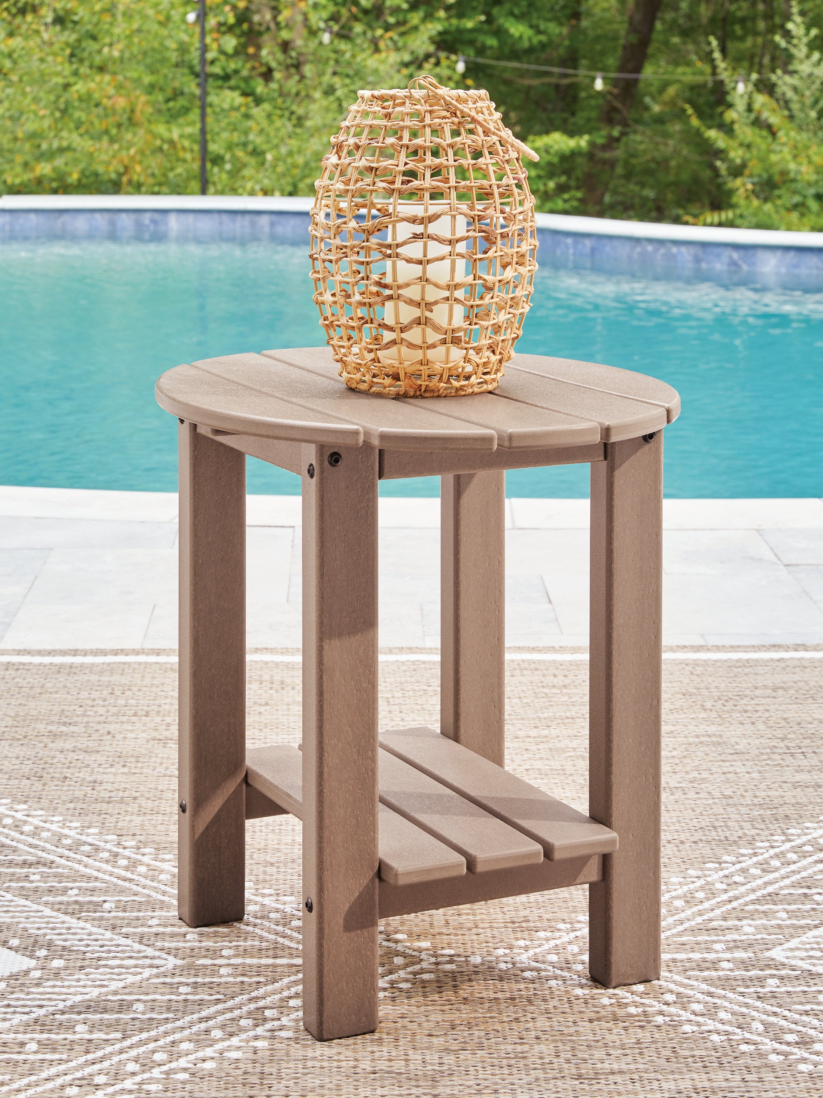 Leasing Furniture - Ashley Furniture - Grover Beach Outdoor - Oval End Table - PCP422-706