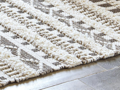 Leasing Furniture - Ashley Furniture - Karalee Rug - 8' x 10' Rug / Ivory/Brown - R404441