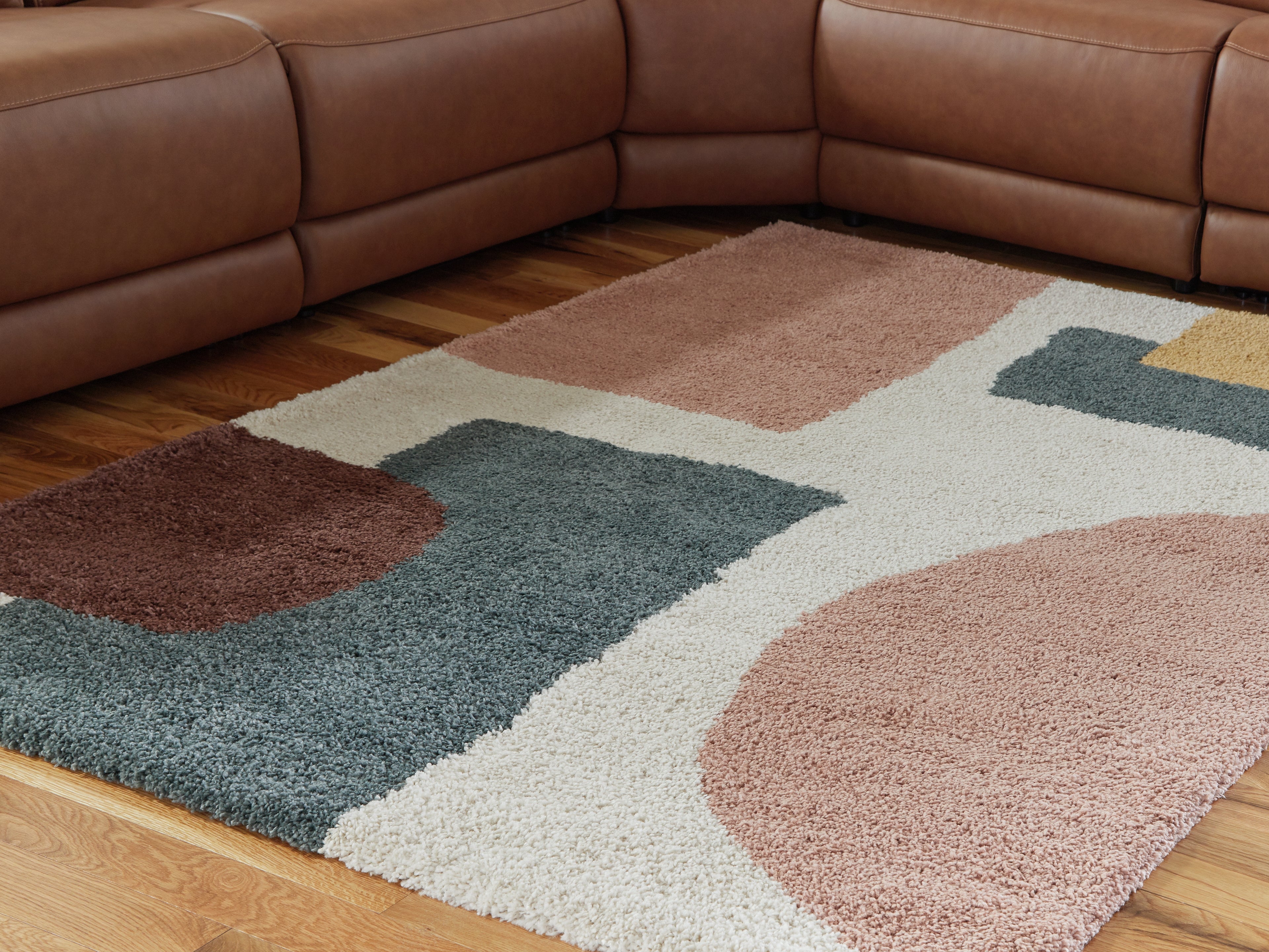 Leasing Furniture - Ashley Furniture - Flynnwick Rug - 8' x 10' Rug / Cream/Pink/Gray - R407181