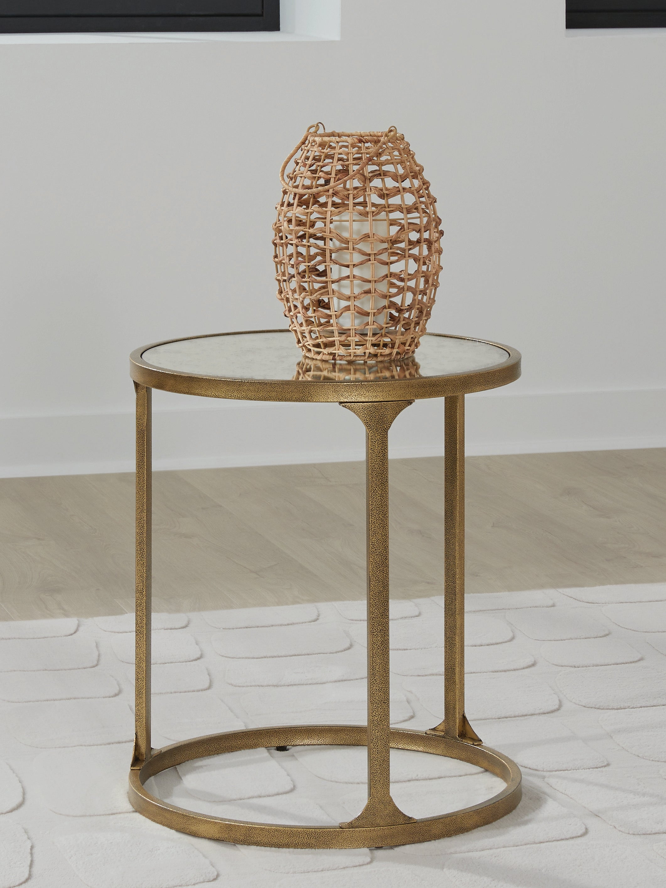 Leasing Furniture - Ashley Furniture - Korajane End Table - Round End Table / Antique Gold - T399-6
