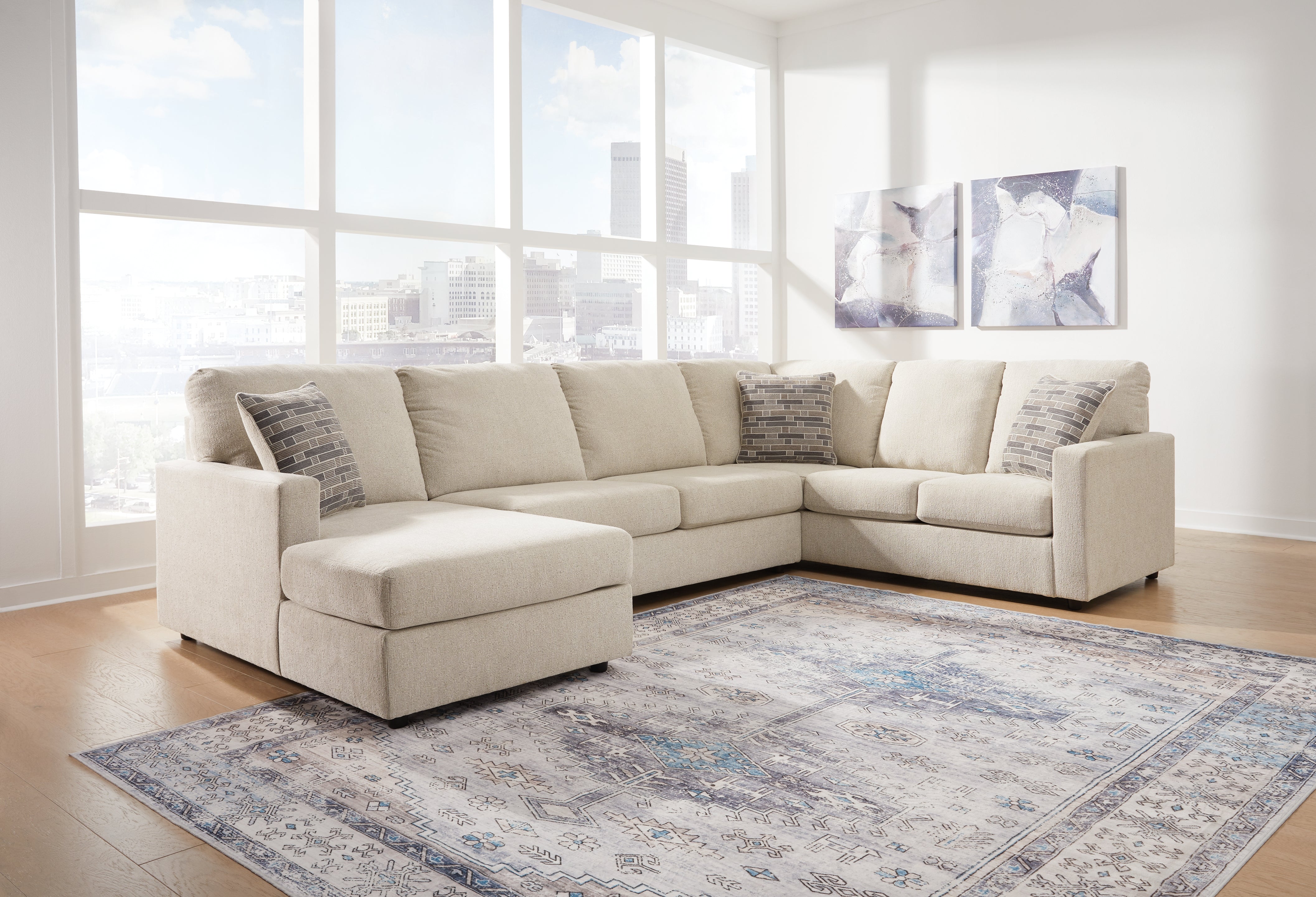 Leasing Furniture - Ashley Furniture - Edenfield Sectional - RAF 3-Piece Sectional with Chaise / Linen - 29004S1