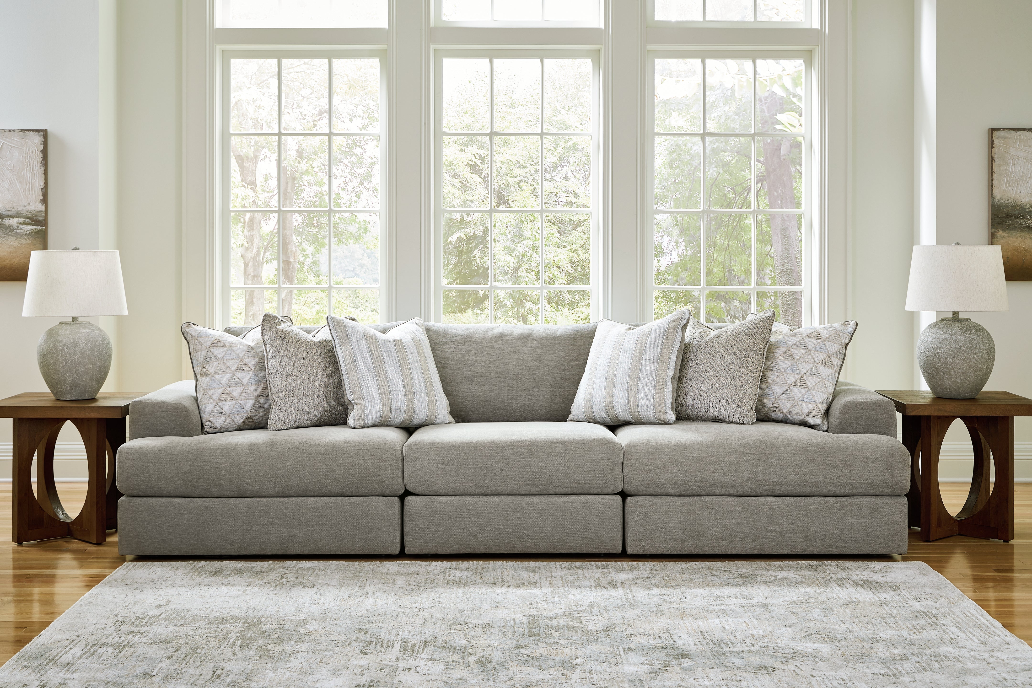 Leasing Furniture - Ashley Furniture - Avaliyah Sectional - RAF 3-Piece Sectional Sofa / Ash - 58103S2