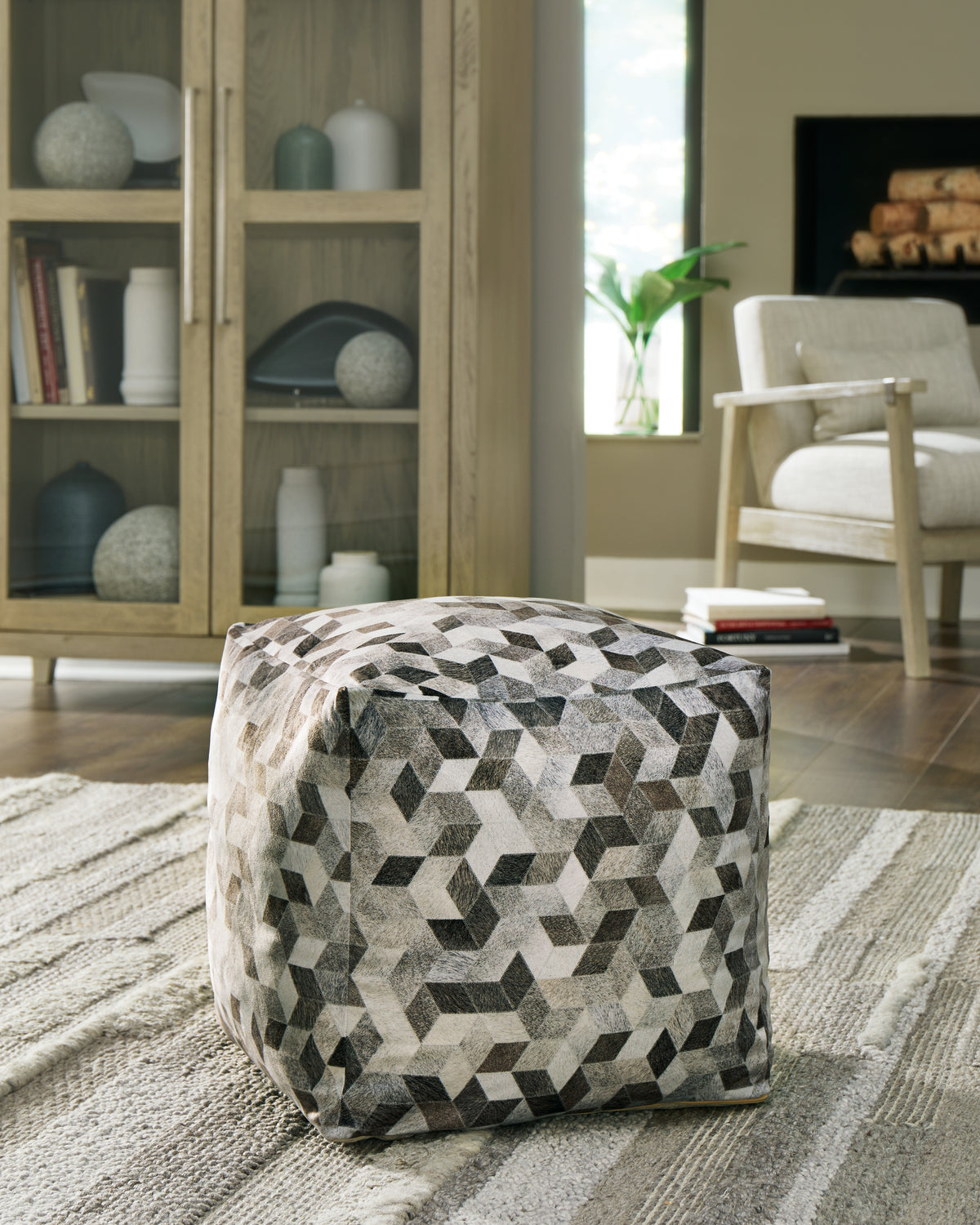 Leasing Furniture - Ashley Furniture - Albermarle Pouf - Pouf / Gray/Brown - A1000983