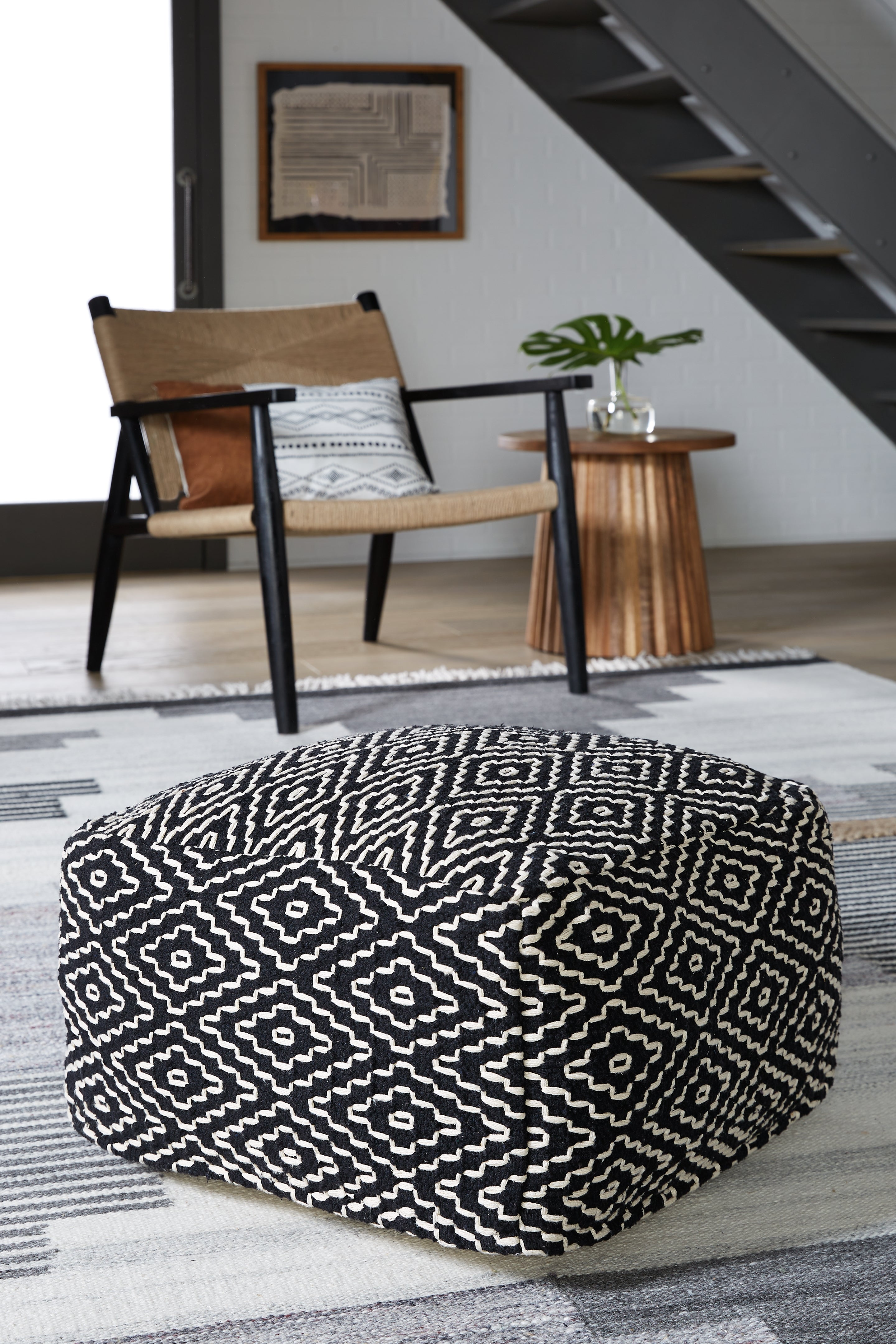 Leasing Furniture - Ashley Furniture - Jasett Pouf - Pouf / Black/Ivory - A1001058