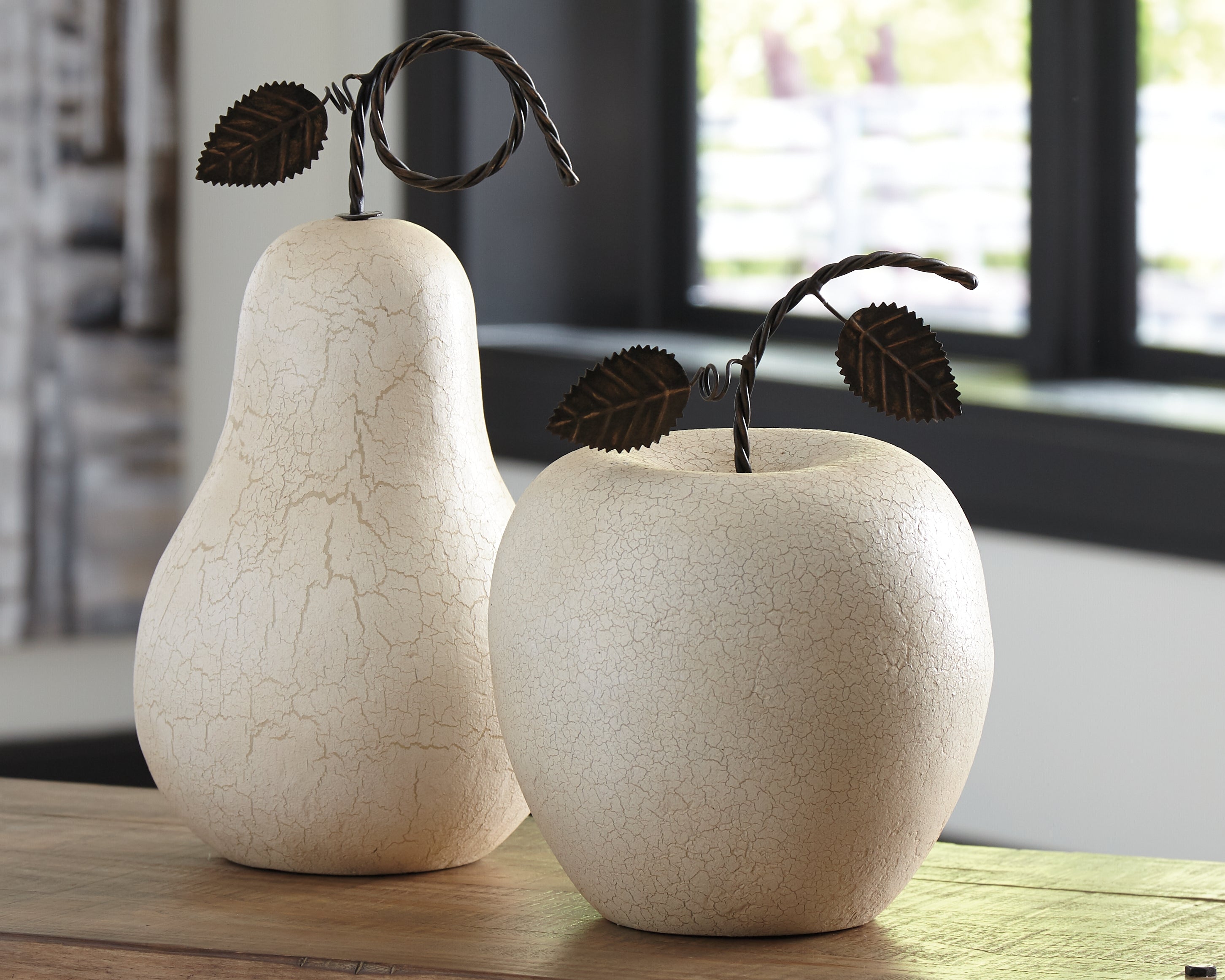 Leasing Furniture - Ashley Furniture - Bidelia Sculpture - Sculpture Set (Set of 2) / Antique White - A2000381