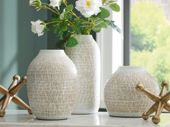 Leasing Furniture - Ashley Furniture - Vinburn Accessory Set (Set of 5) - Accessory Set (5/CN) / White/Gold Finish - A2C00213