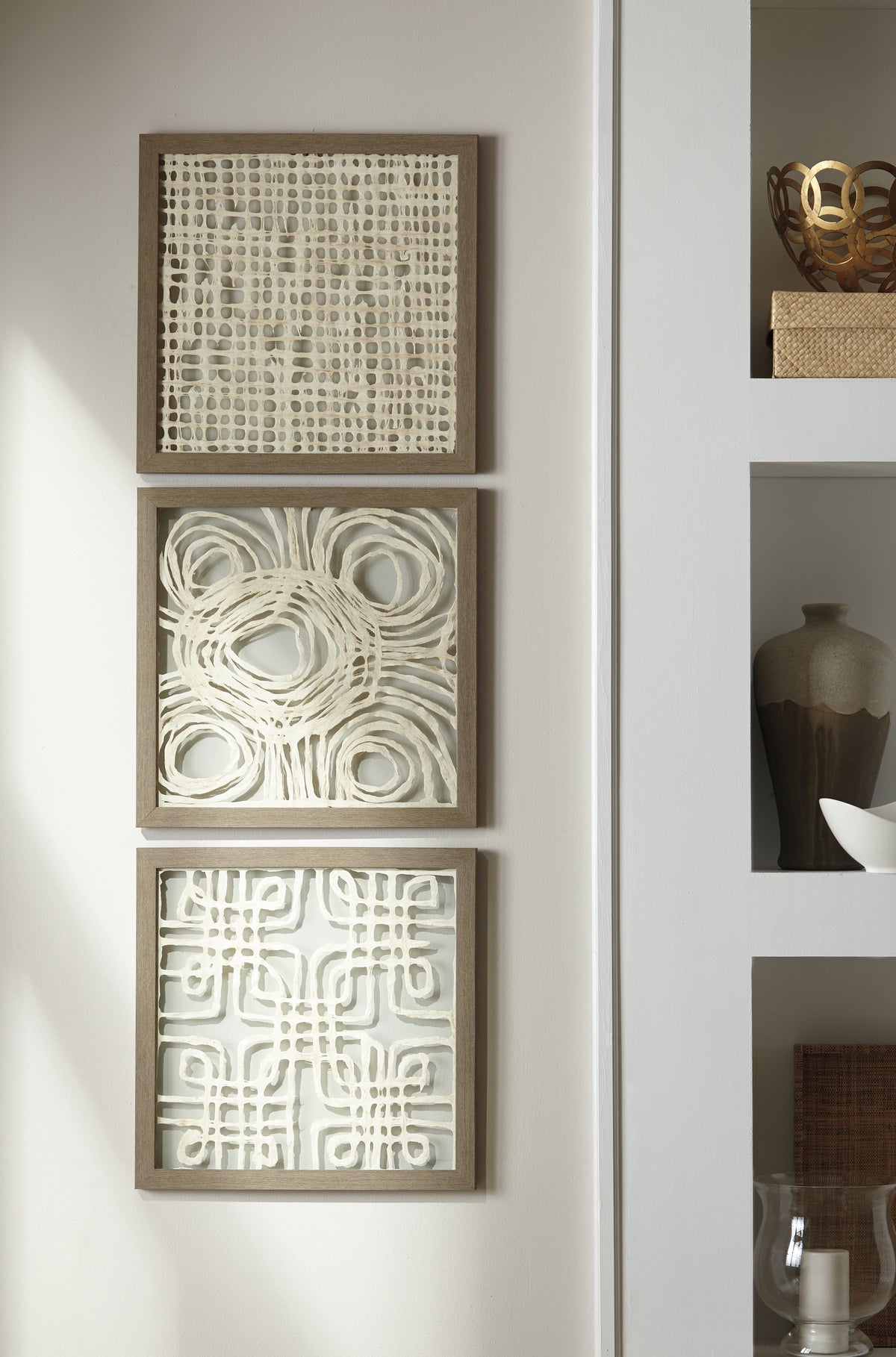 Leasing Furniture - Ashley Furniture - Odella Wall Decor - Wall Decor Set (3/CN) / Cream/Taupe - A8010009