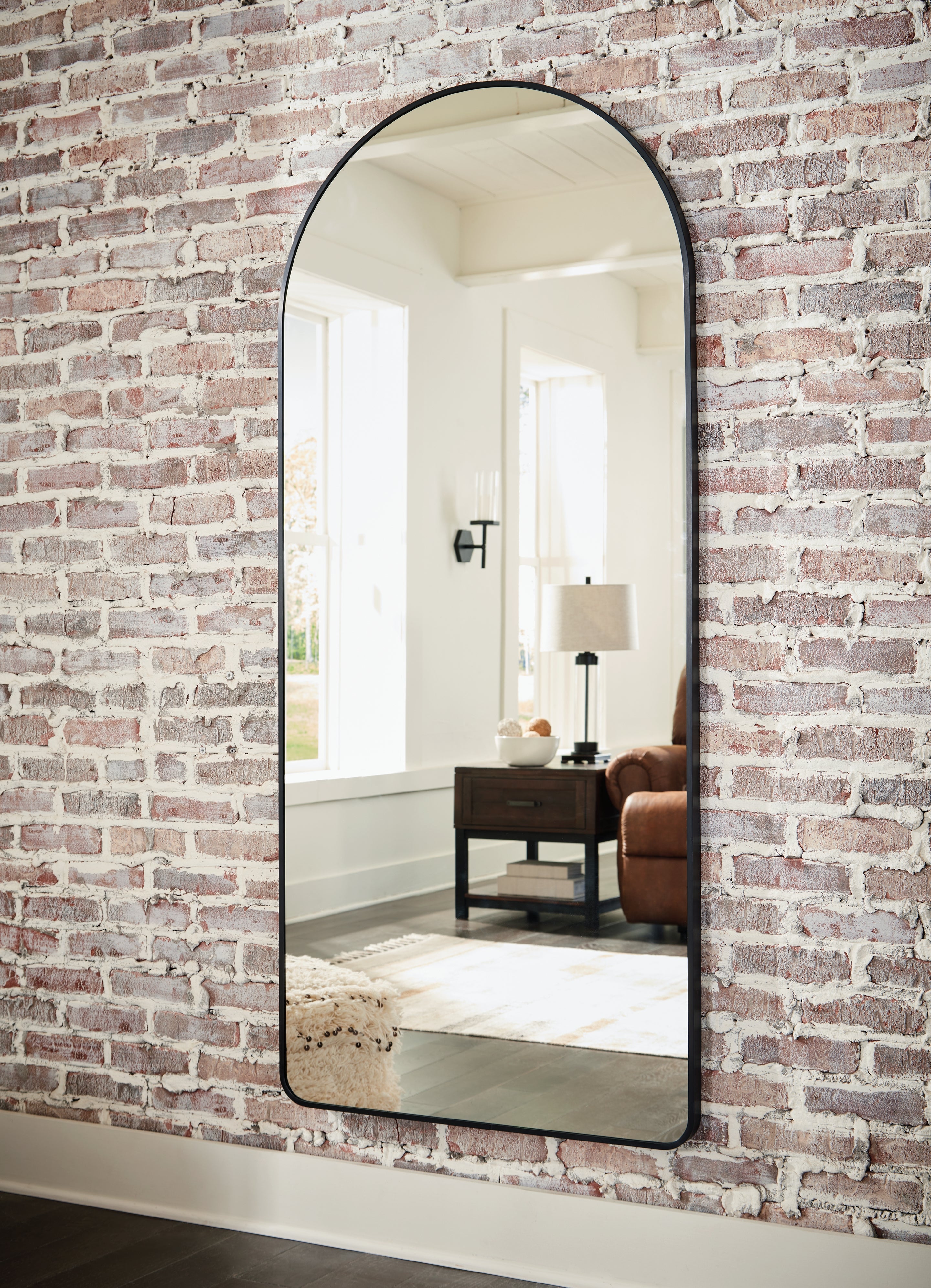 Leasing Furniture - Ashley Furniture - Sethall Mirror - Floor Mirror / Black - A8010307