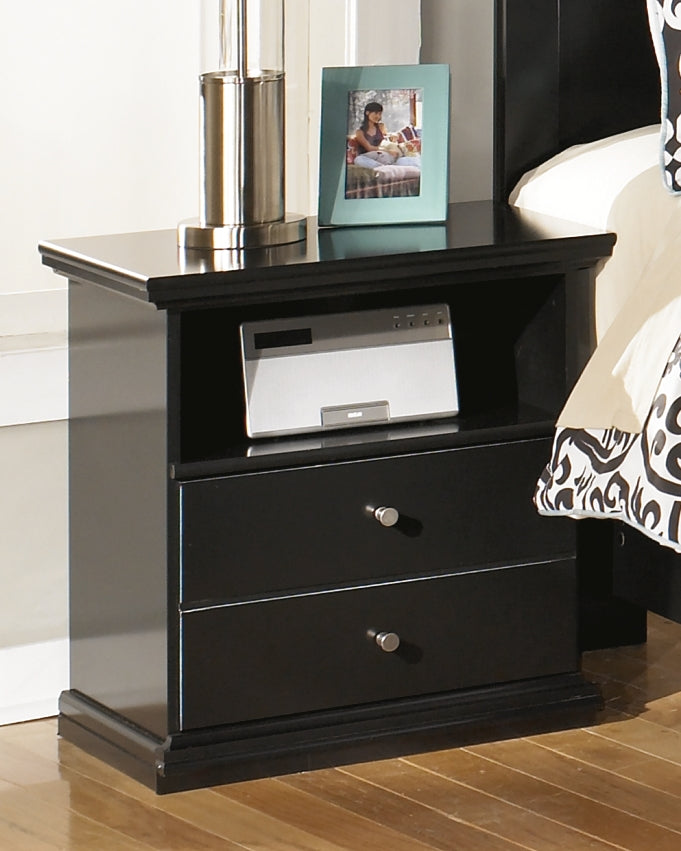 Leasing Furniture - Ashley Furniture - Maribel Bedroom - Full Panel Bed / Black - B138B52