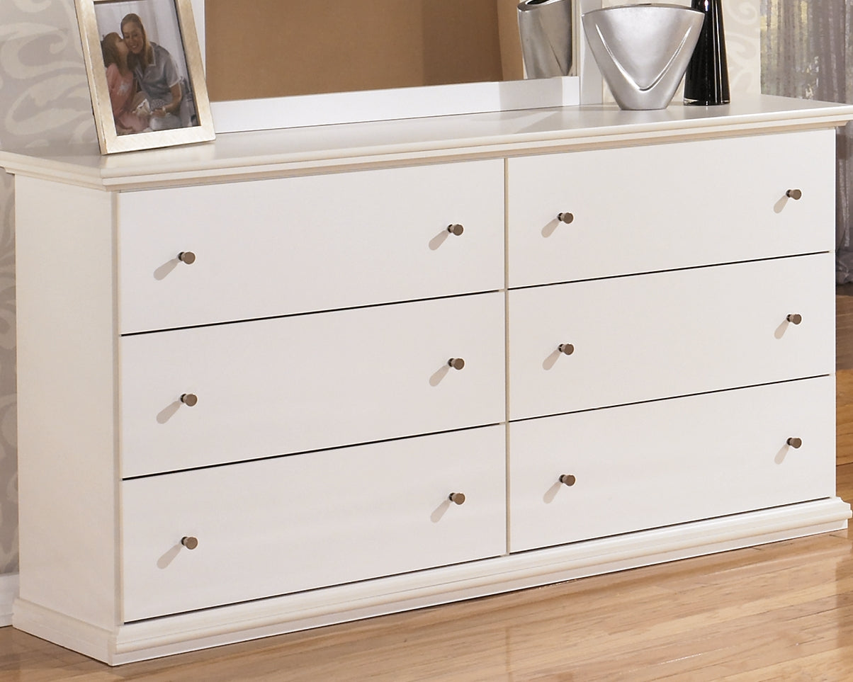 Leasing Furniture - Ashley Furniture - Bostwick Shoals Bedroom - Six Drawer Dresser / White - B139-31
