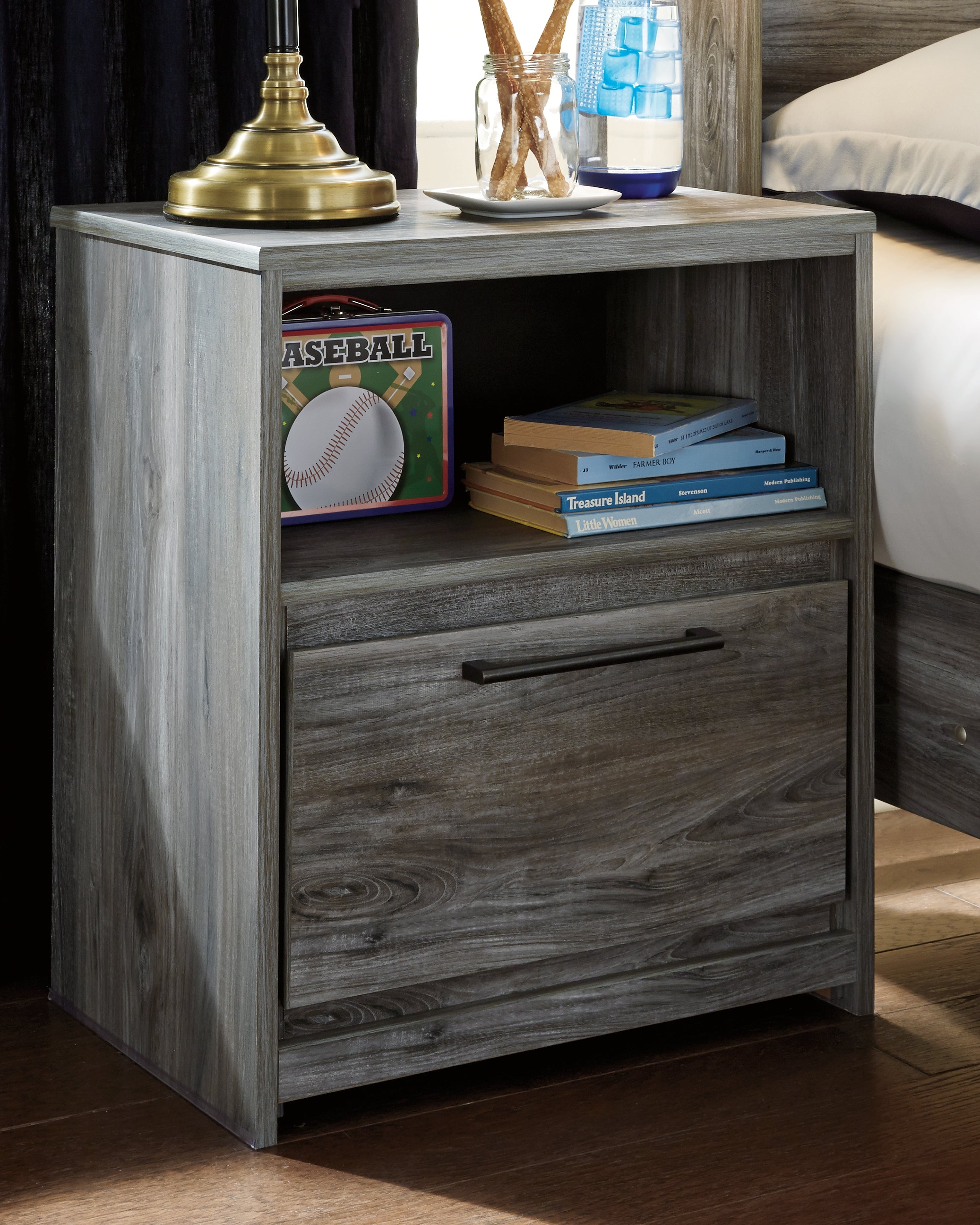 Leasing Furniture - Ashley Furniture - Baystorm Bedroom - One Drawer Night Stand / Gray - B221-91