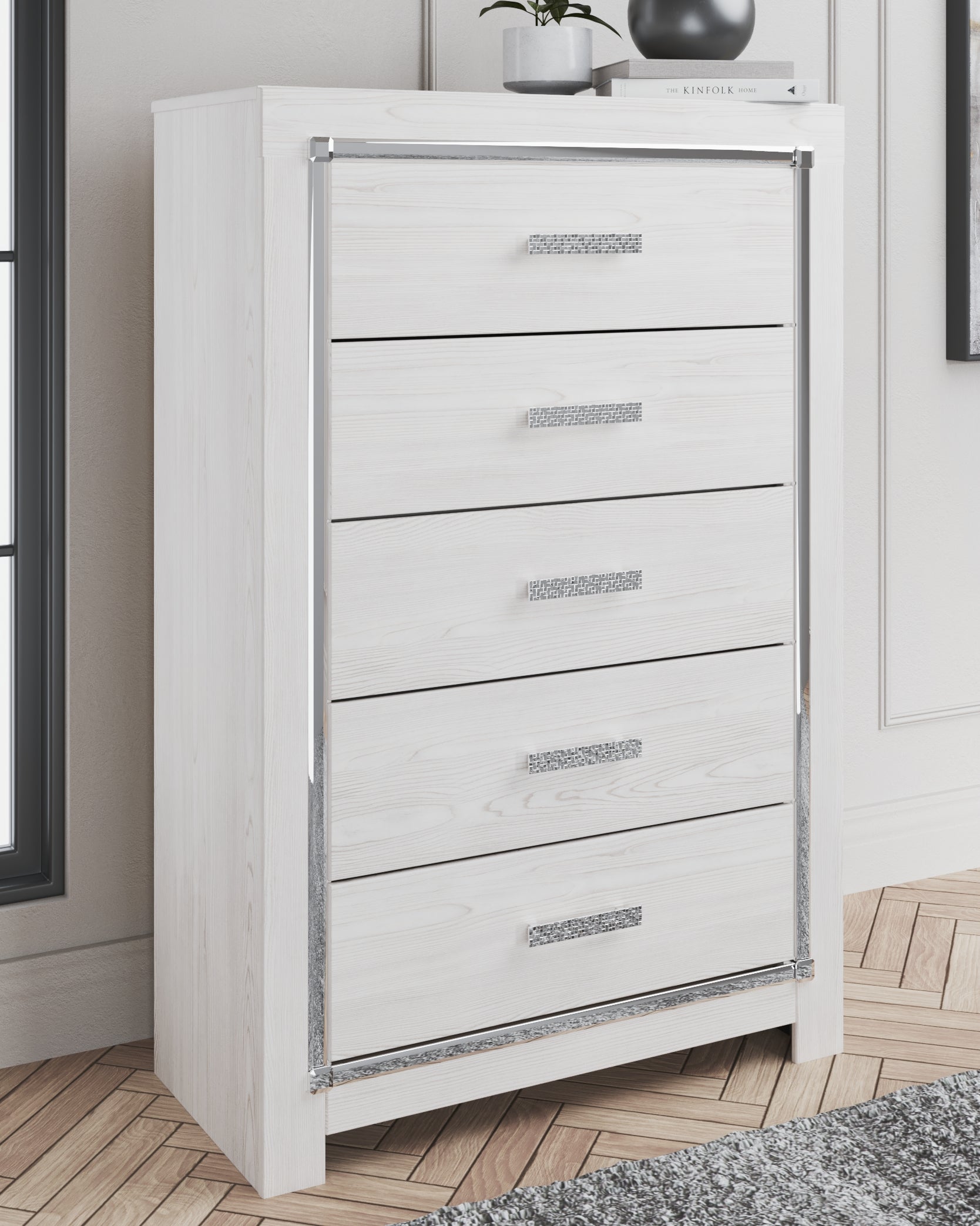 Leasing Furniture - Ashley Furniture - Altyra Bedroom - Five Drawer Chest / White - B2640-46