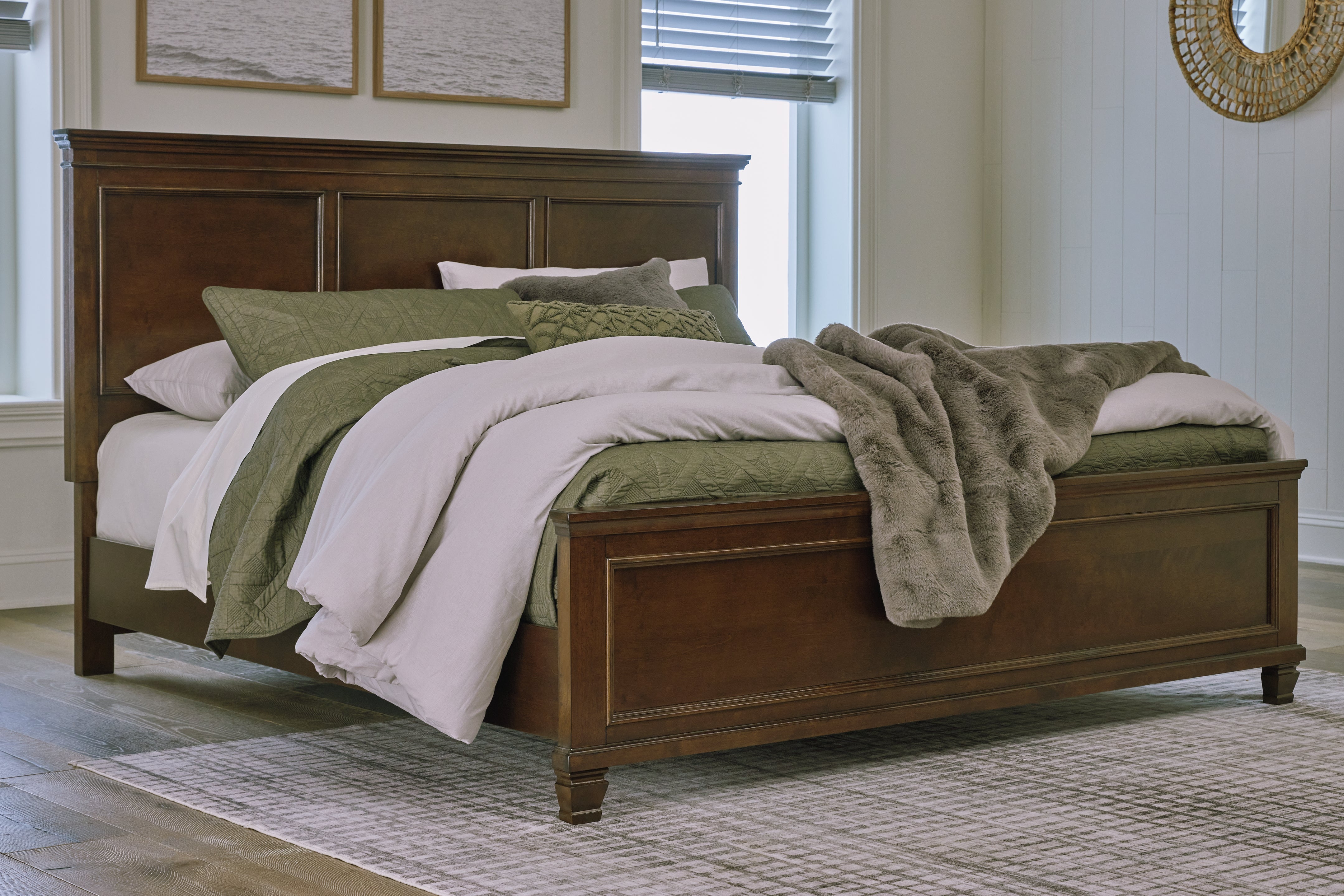 Leasing Furniture - Ashley Furniture - Danabrin Bedroom - King Panel Bed / Brown - B685B4