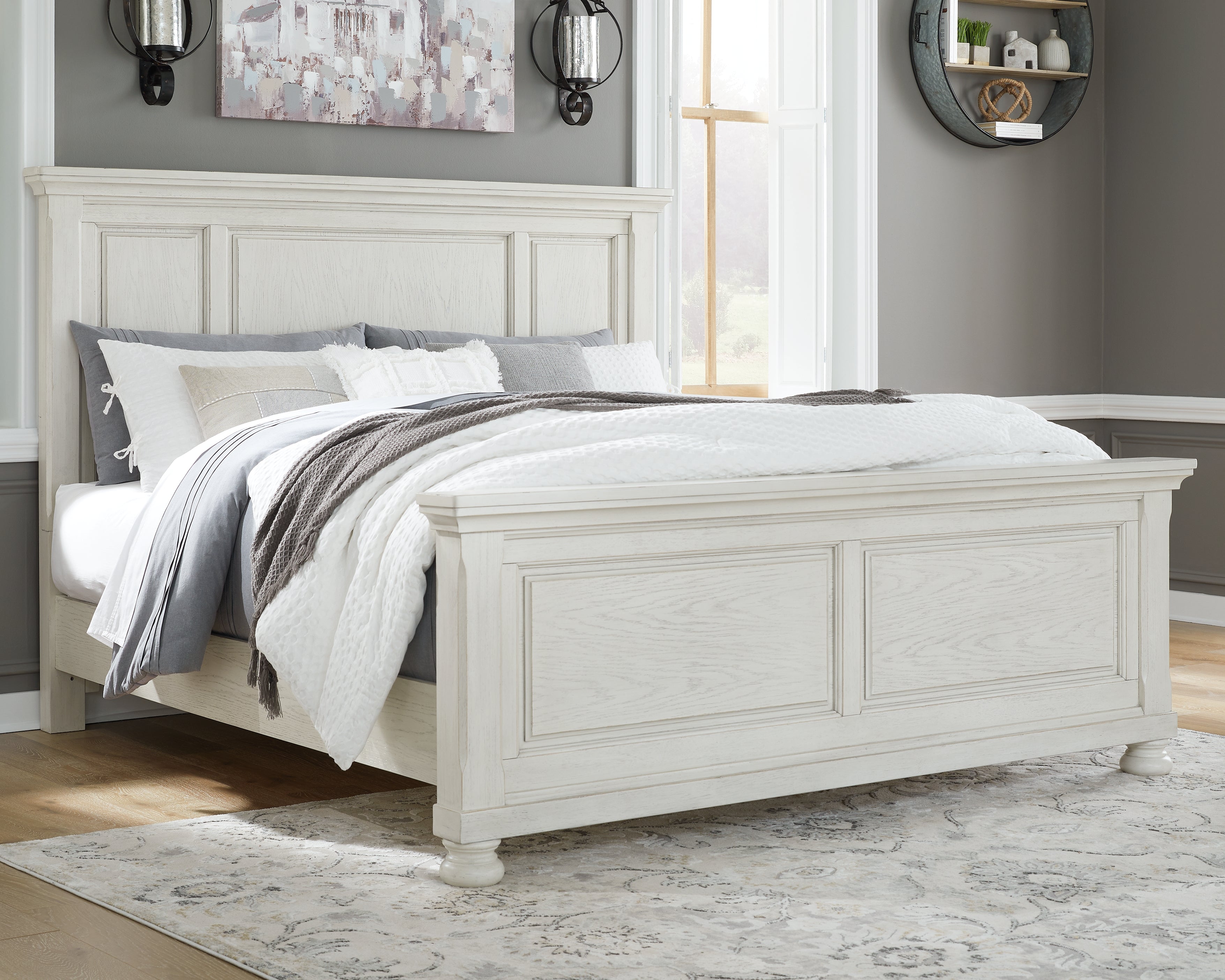 Leasing Furniture - Ashley Furniture - Robbinsdale Bedroom - California King Panel Bed / Antique White - B742B7