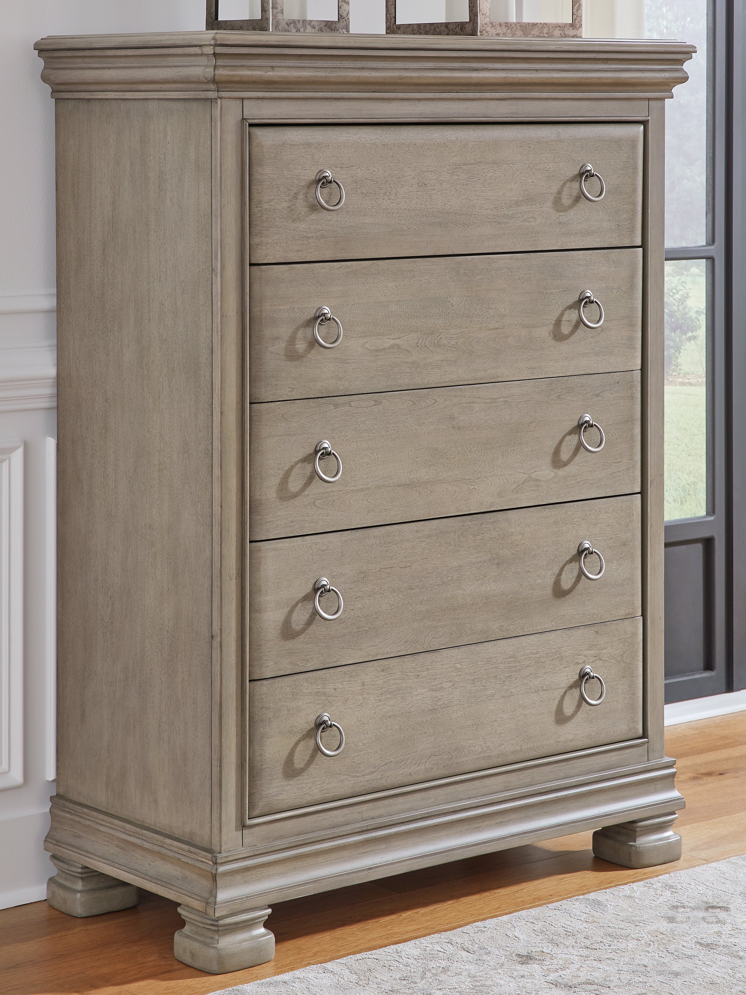 Leasing Furniture - Ashley Furniture - Lexorne Bedroom - Five Drawer Chest / Gray - B924-46