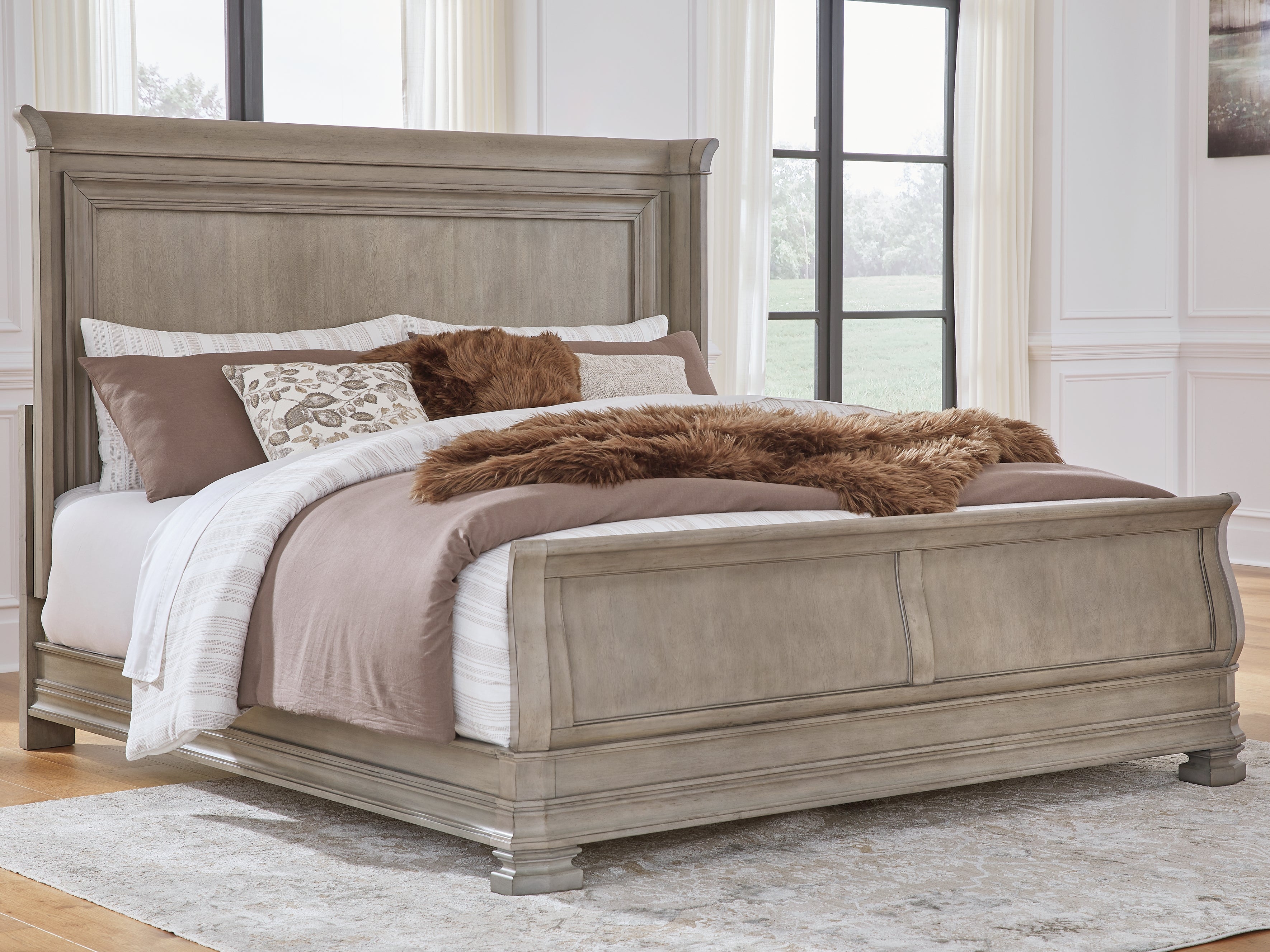 Leasing Furniture - Ashley Furniture - Lexorne Bedroom - King Sleigh Bed / Gray - B924B4