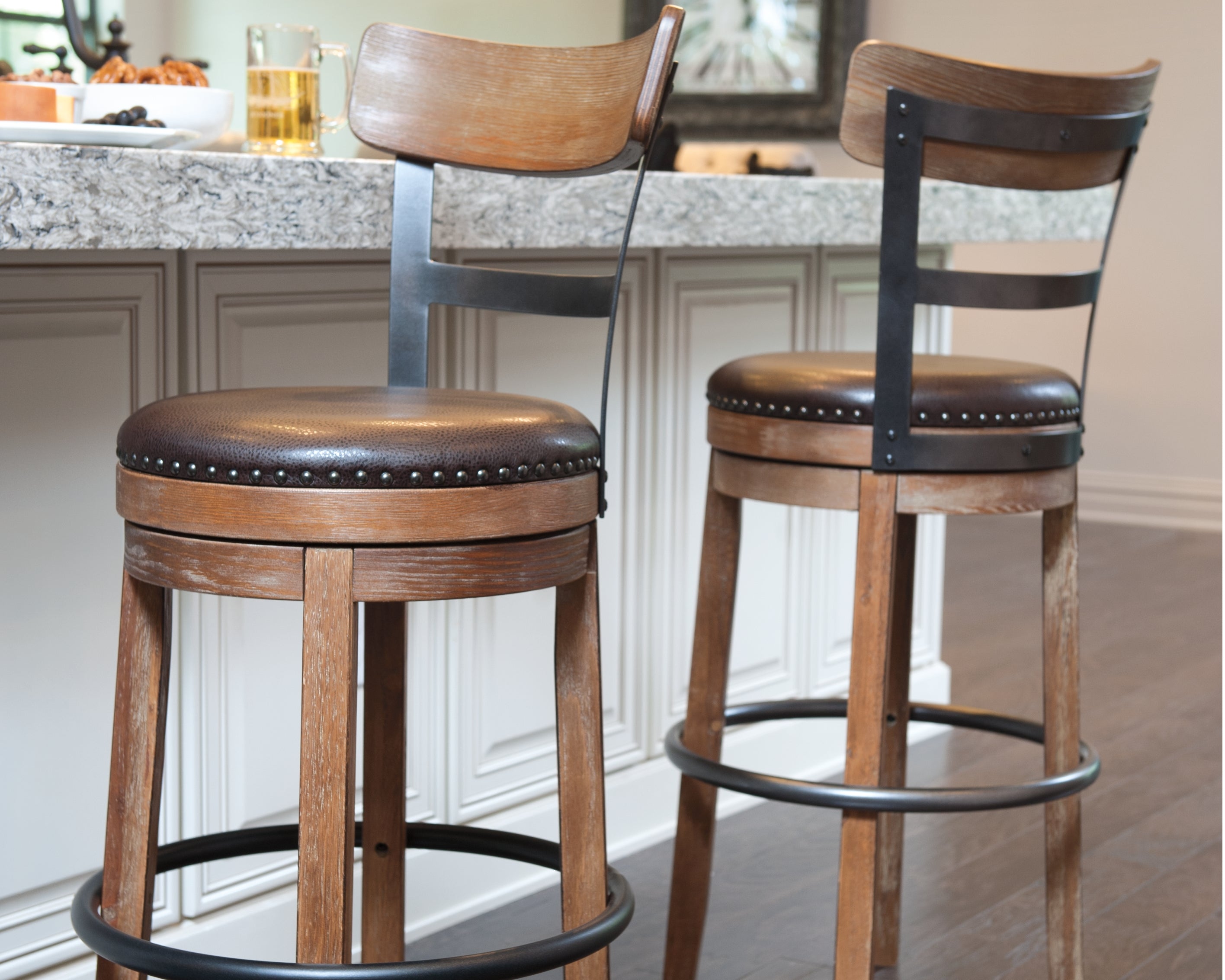Leasing Furniture - Ashley Furniture - Pinnadel Dining Room - Bar Height Bar Stool (Set of 2) / Grayish Brown - D542-130X2