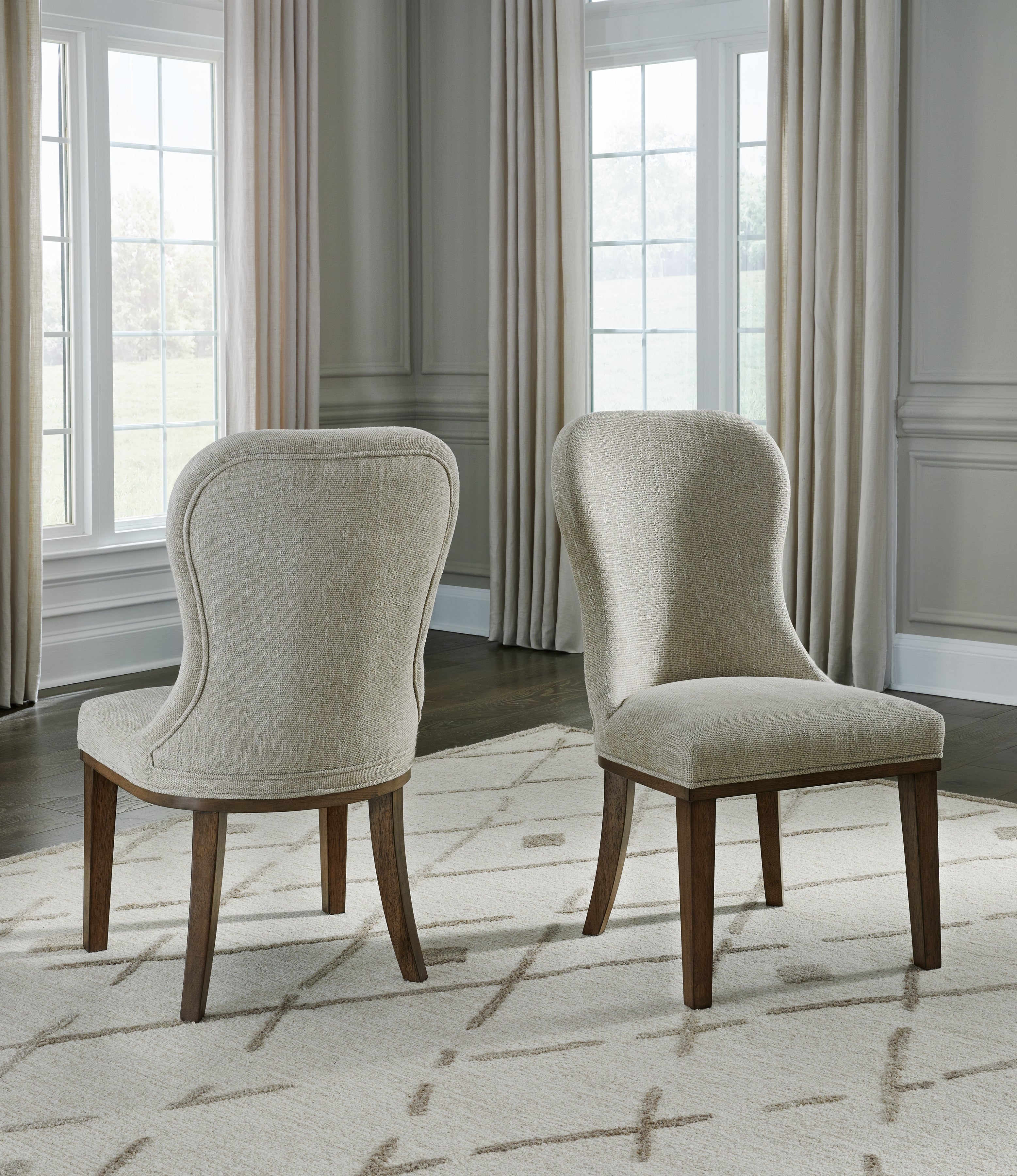 Leasing Furniture - Ashley Furniture - Sturlayne Dining Room - Dining Chair (Set of 2) / Brown - D787-02X2
