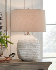 Leasing Furniture - Ashley Furniture - Jamon Lighting - Table Lamp (Set of 2) / Beige - L100764X2