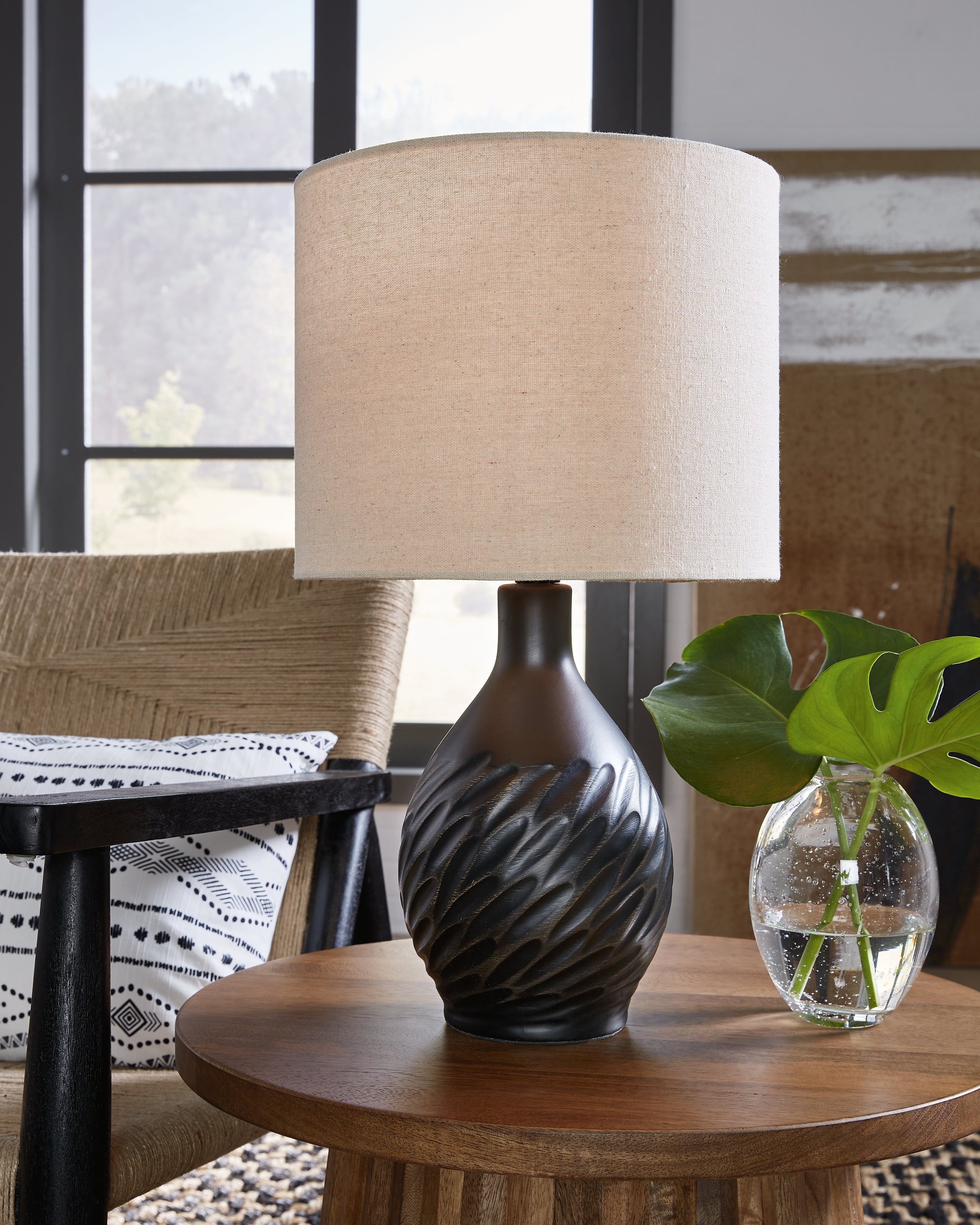 Leasing Furniture - Ashley Furniture - Garinton Lighting - Table Lamp (Set of 2) / Black - L180184X2
