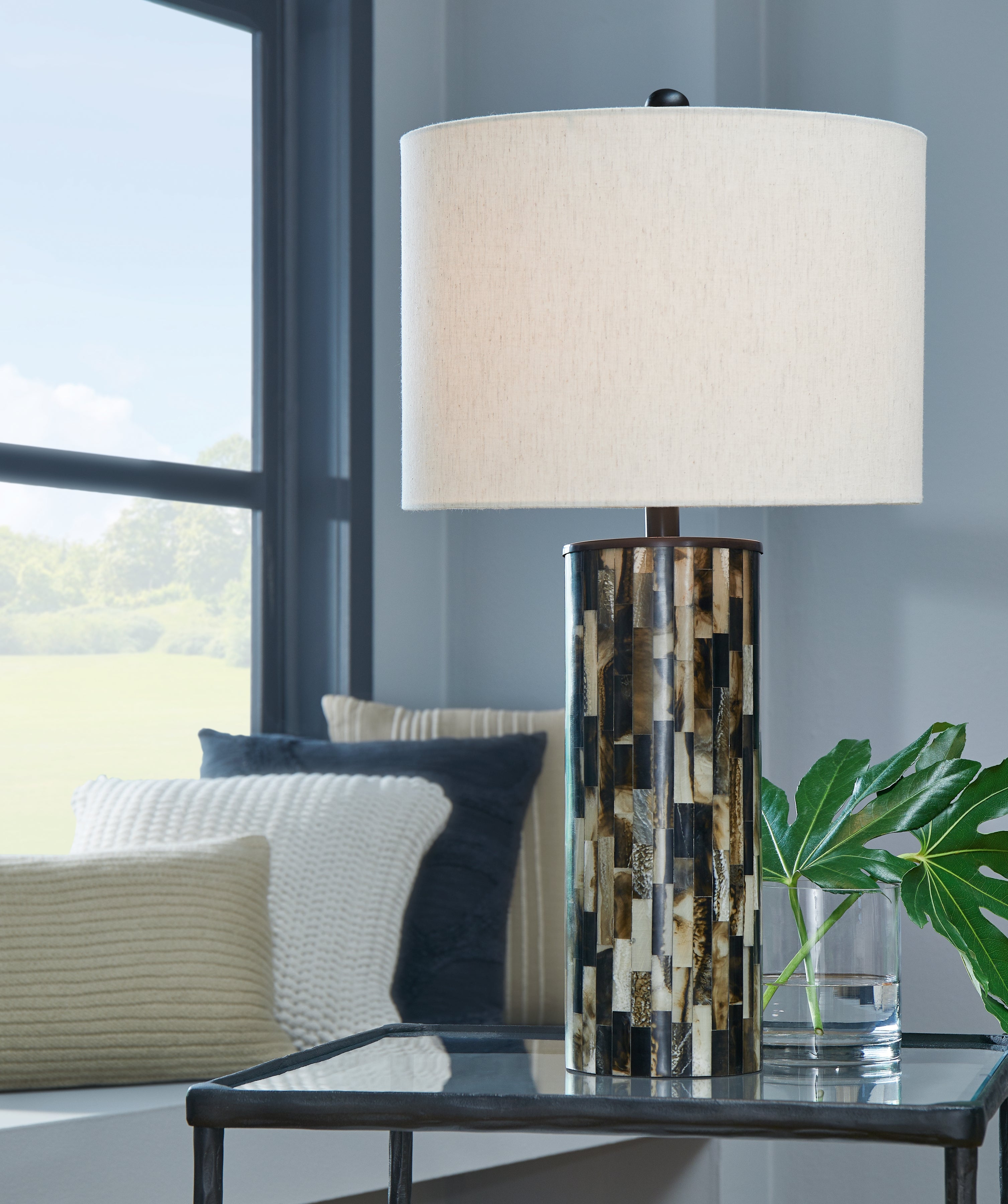 Leasing Furniture - Ashley Furniture - Ellford Lighting - Poly Table Lamp (1/CN) / Black/Brown/Cream - L235684