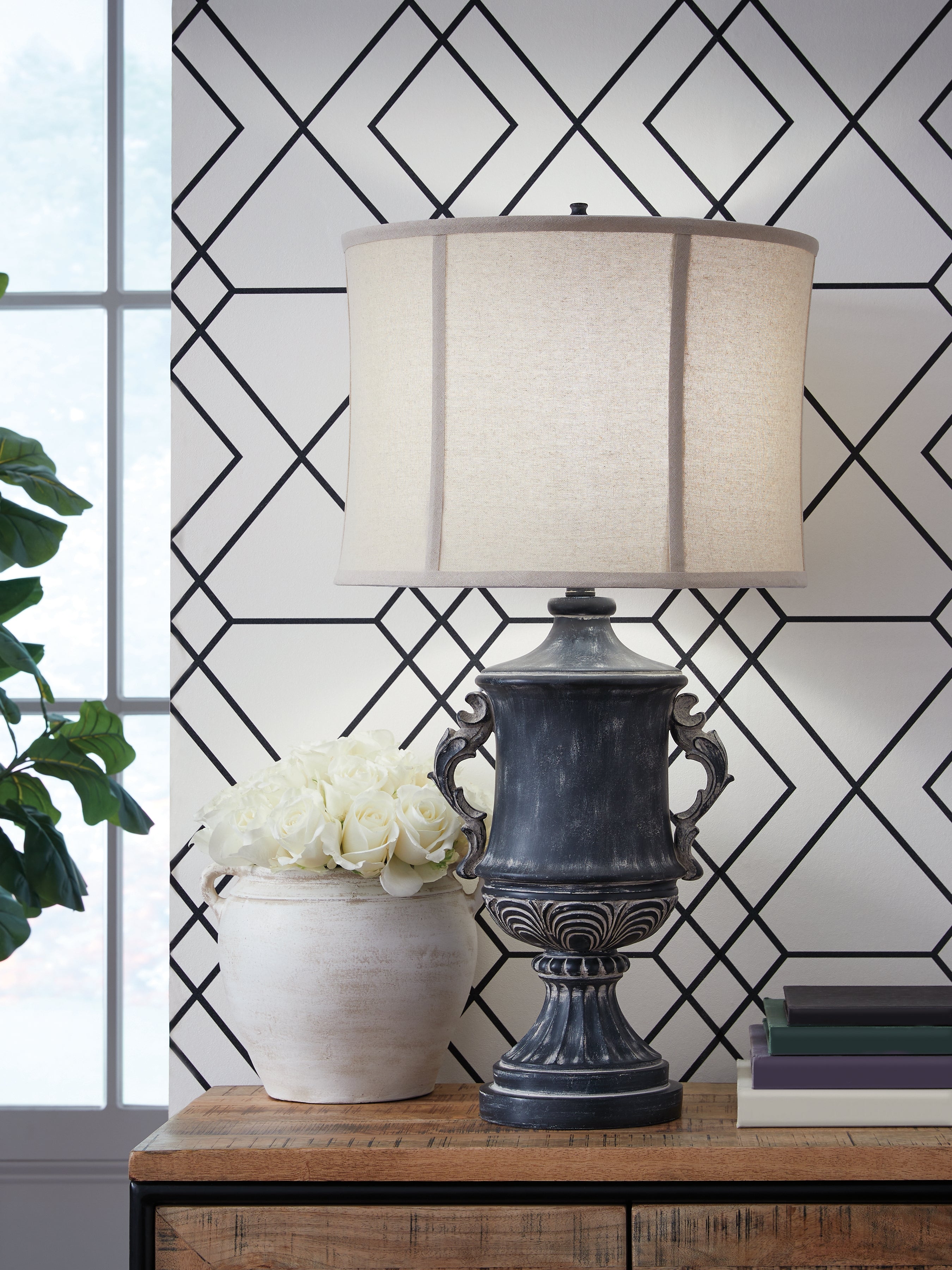 Leasing Furniture - Ashley Furniture - Morvanford Lighting - Poly Table Lamp (1/CN) / Antique Black - L235834