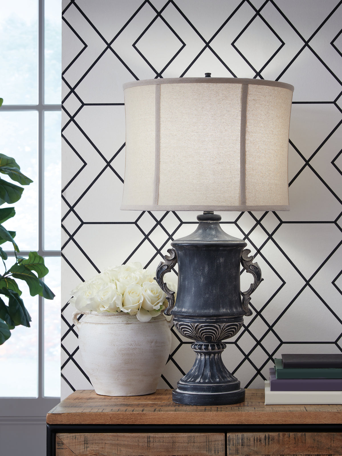 Leasing Furniture - Ashley Furniture - Morvanford Lighting - Poly Table Lamp (1/CN) / Antique Black - L235834