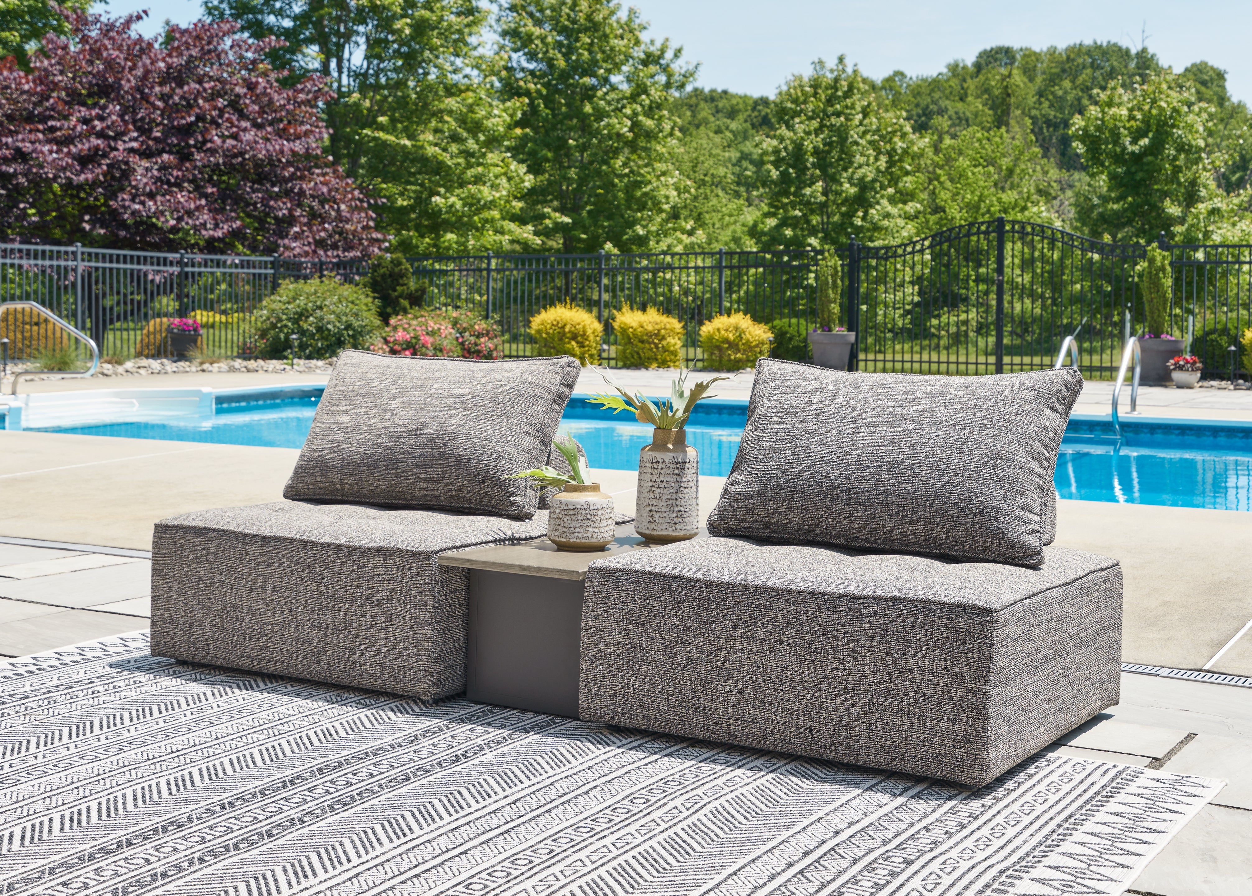 Leasing Furniture - Ashley Furniture - Bree Zee Outdoor - 3-Piece Outdoor Sectional / Brown - P160P4