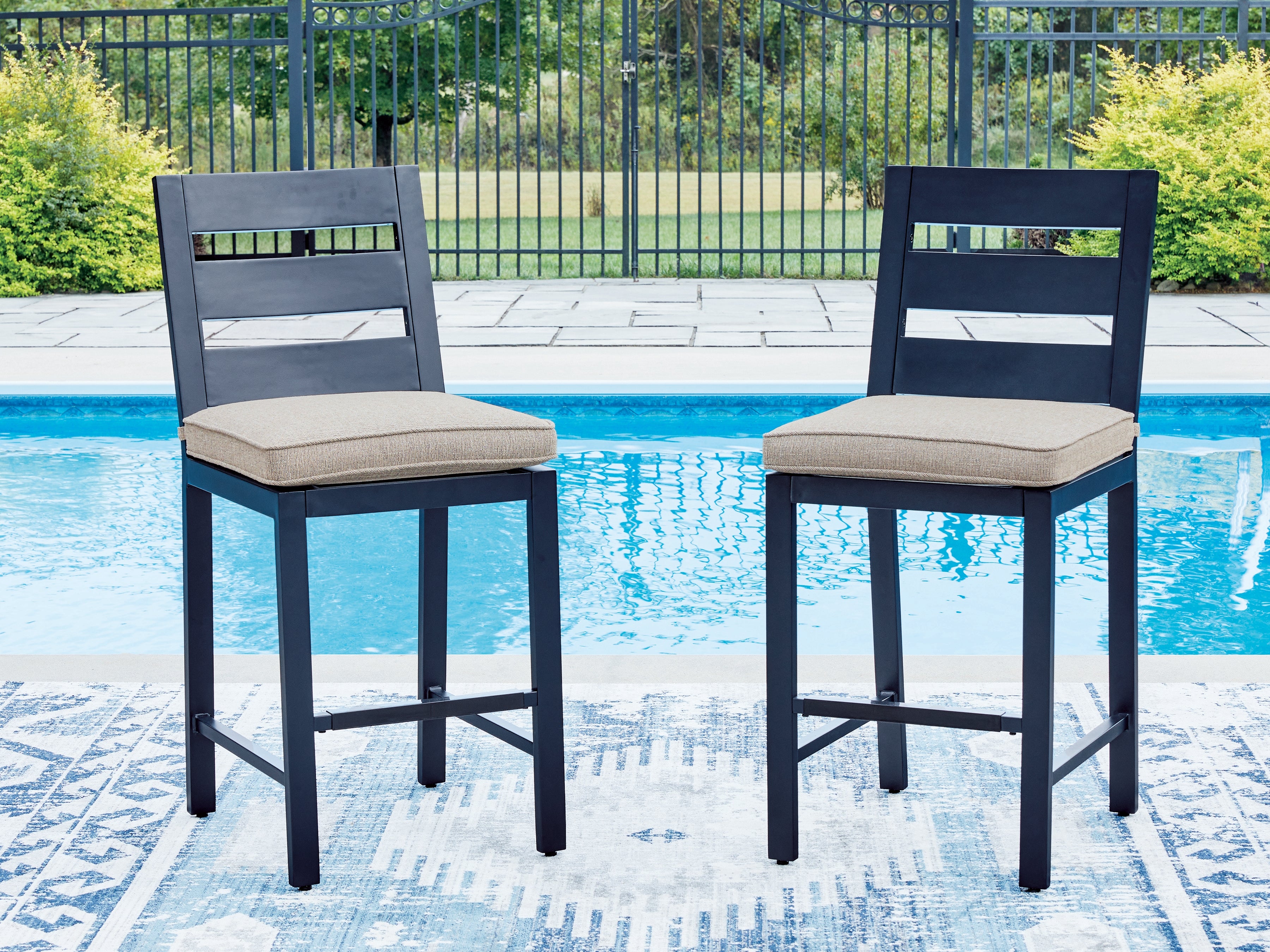 Leasing Furniture - Ashley Furniture - East Beach Outdoor - Barstool (Set of 2) / Navy Blue - PCP587-124