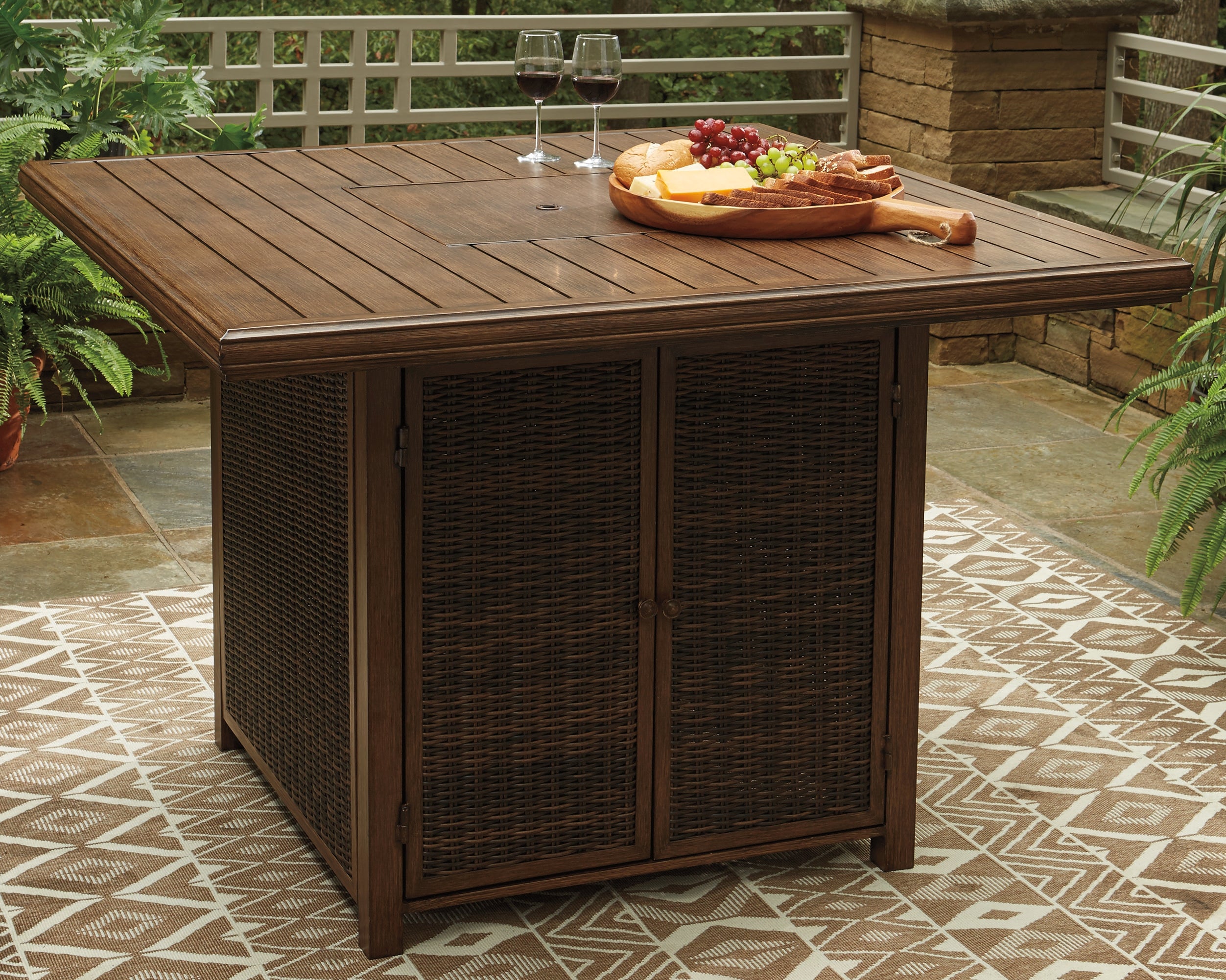 Leasing Furniture - Ashley Furniture - Paradise Trail Outdoor - Square Bar Table w/Fire Pit / Medium Brown - P750-665