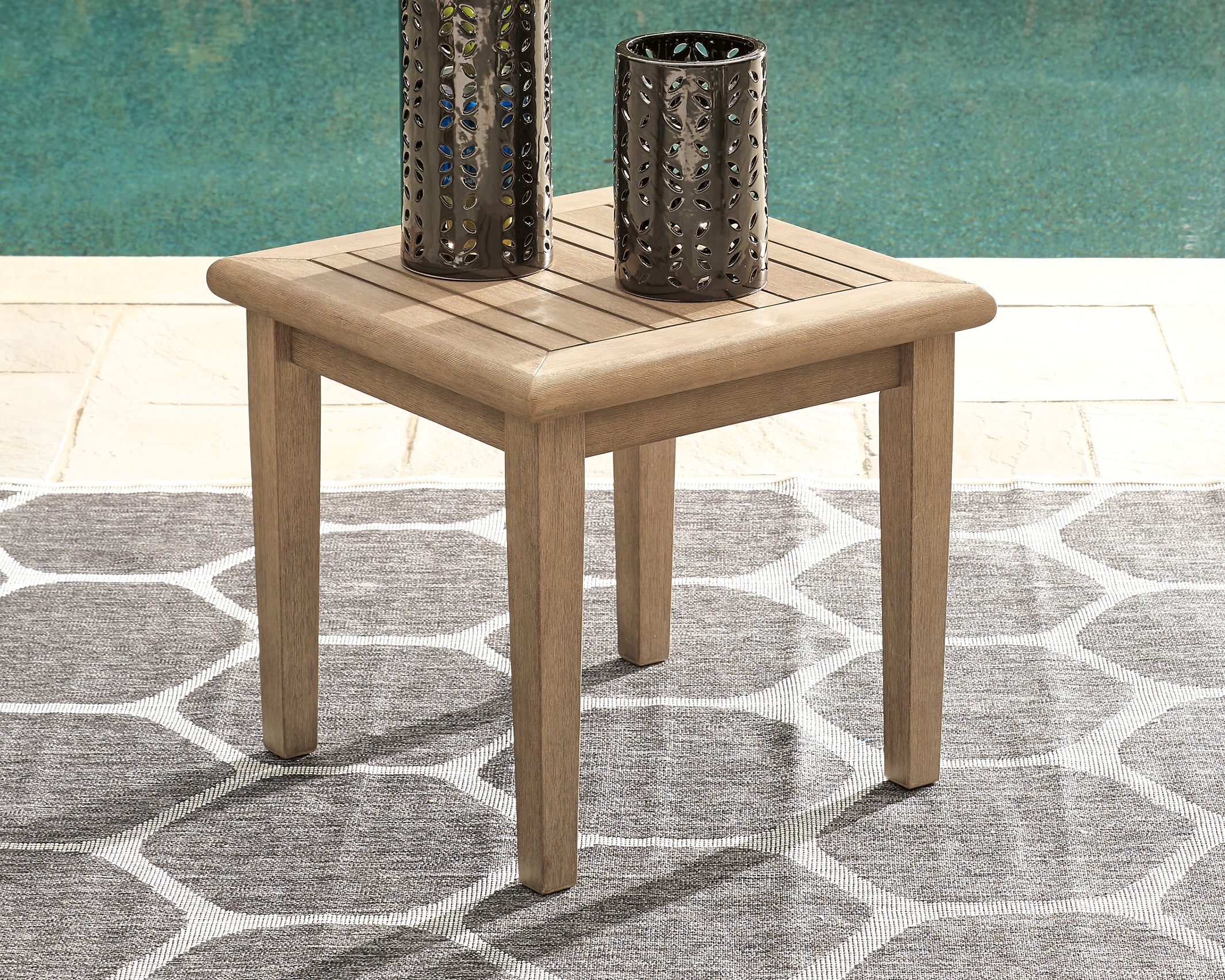 Leasing Furniture - Ashley Furniture - Gerianne Outdoor - Square End Table / Grayish Brown - P805-702