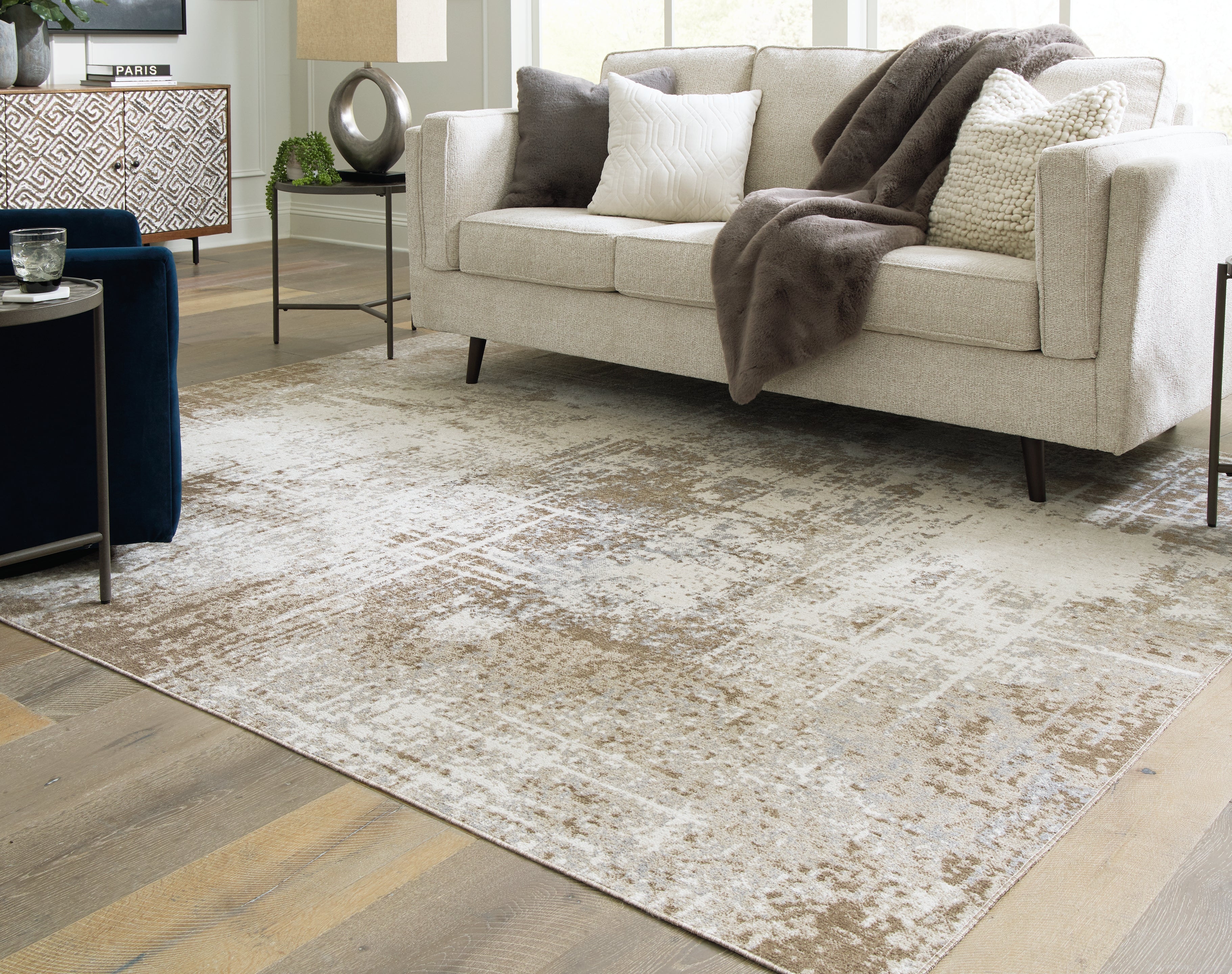 Leasing Furniture - Ashley Furniture - Grifflain Rug - 7'10" x 10'3" Washable Rug / Tan/Brown/Gray - R406231