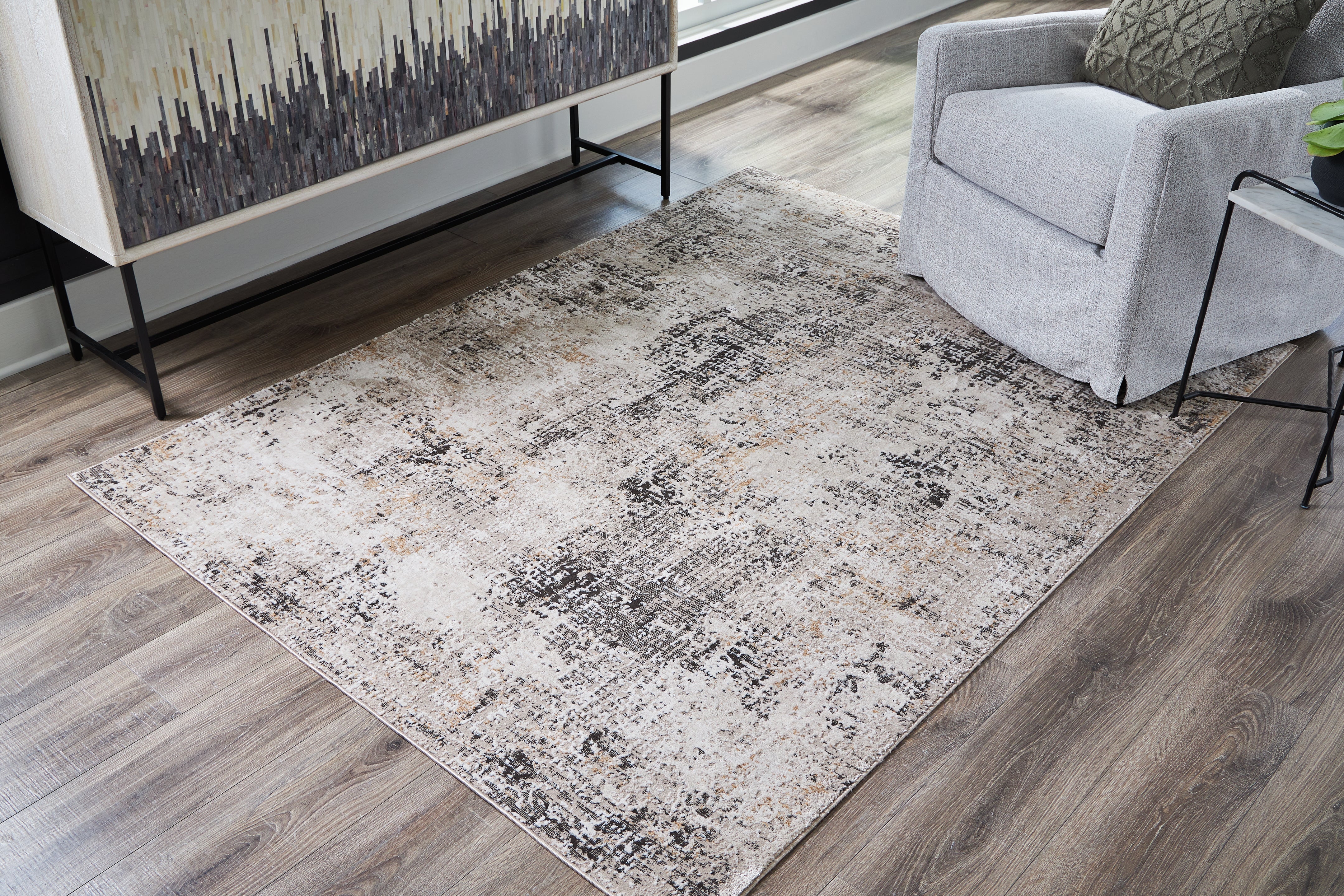Leasing Furniture - Ashley Furniture - Elaning Rug - 5' x 7' Rug / Black/Gray/Cream - R406702