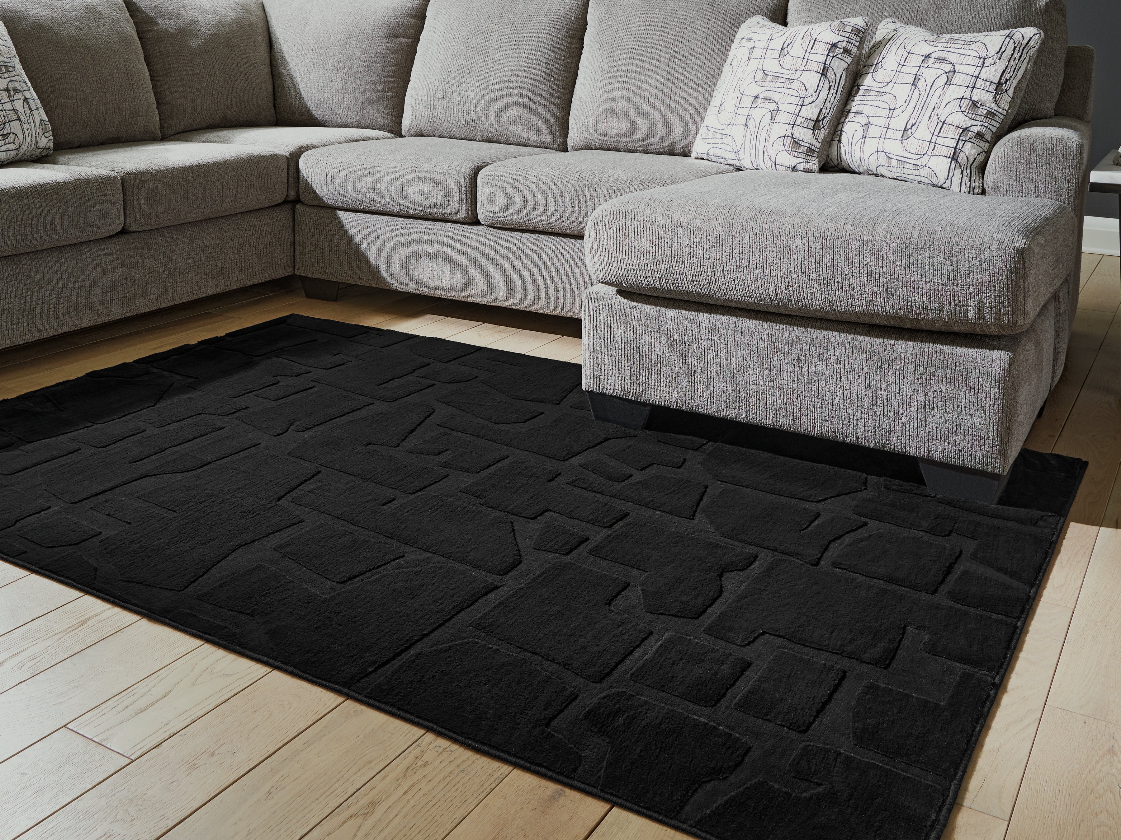 Leasing Furniture - Ashley Furniture - Gibbswell Rug - Washable 5' x 7' Area Rug / Black - R407462