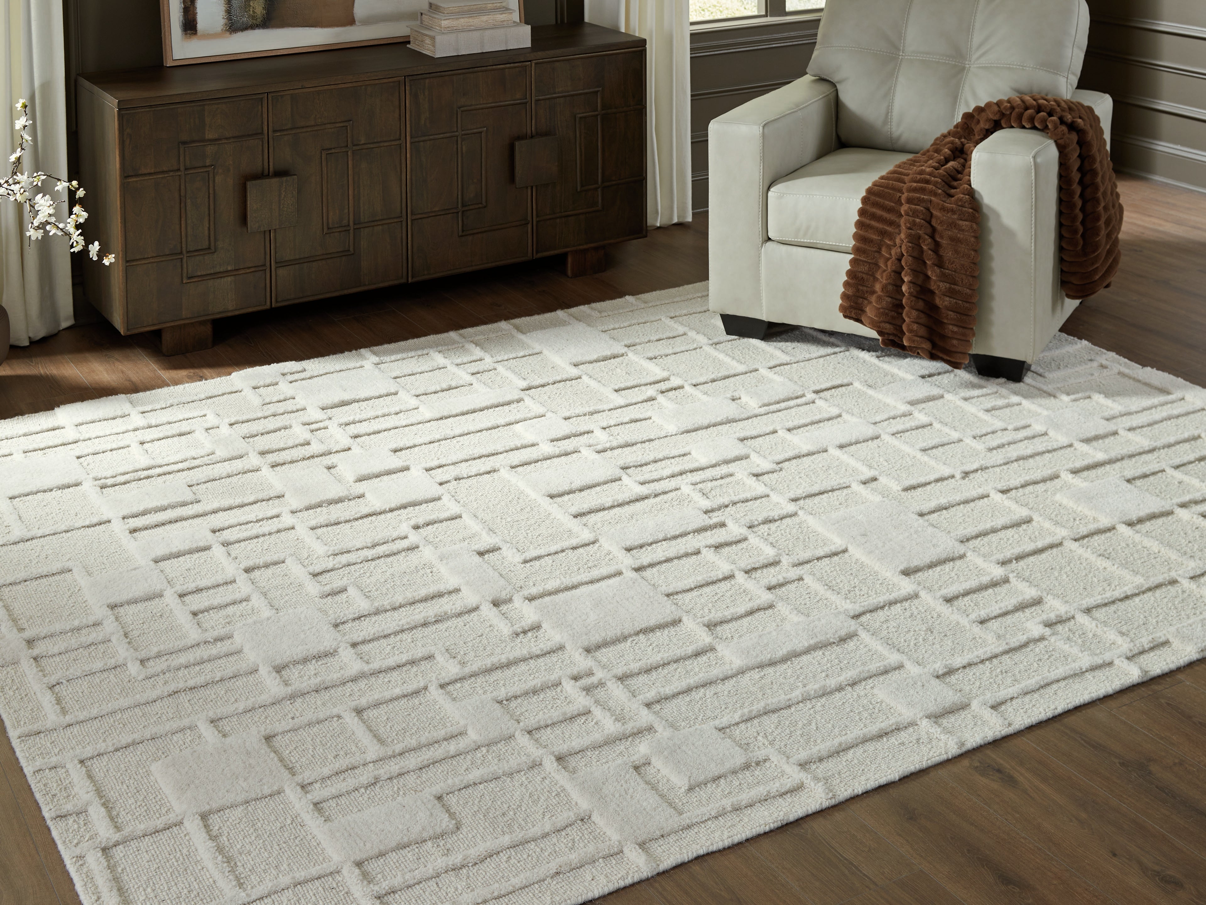 Leasing Furniture - Ashley Furniture - Empriss Rug - 7'8" x 10' Area Rug / Ivory - R407621