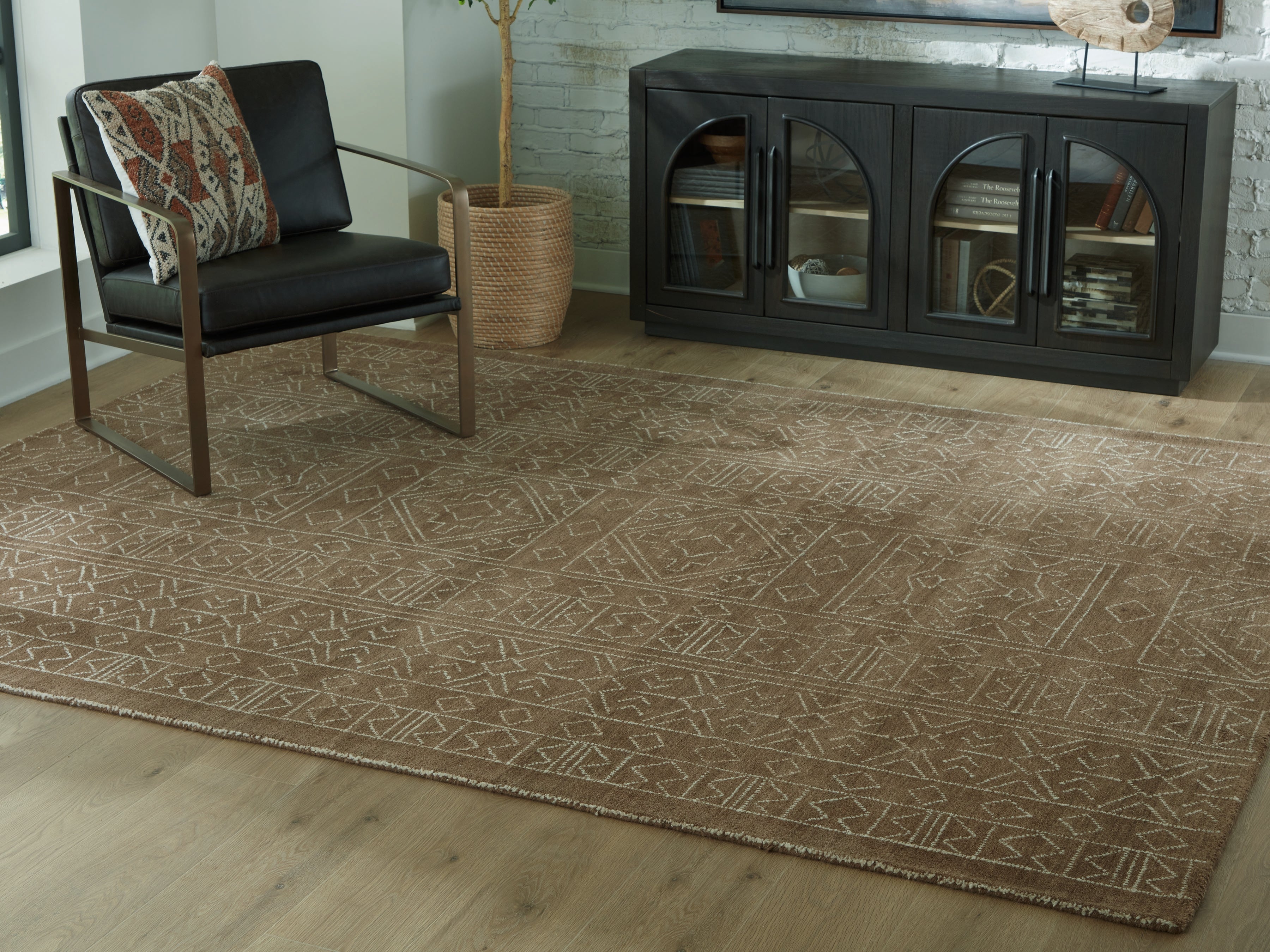Leasing Furniture - Ashley Furniture - Merrittman Rug - 7'8" x 10' Area Rug / Brown/Ivory - R407701