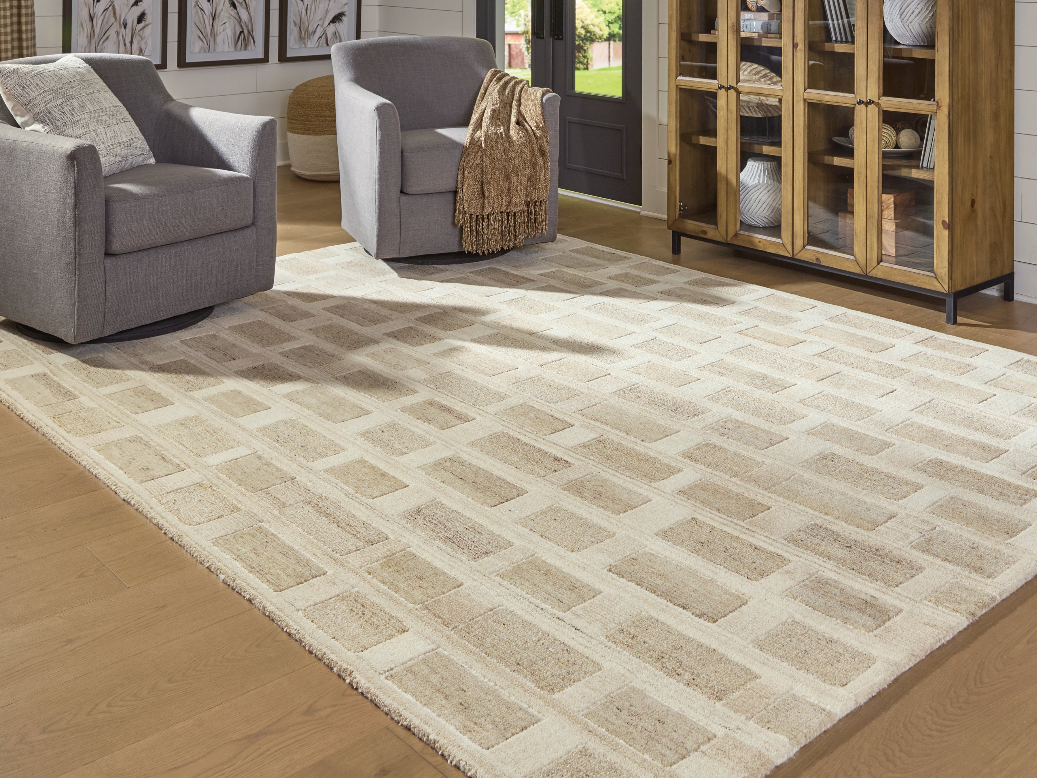 Leasing Furniture - Ashley Furniture - Lisgrove Rug - 7'8" x 10' Area Rug / Tan/Brown/White - R407711