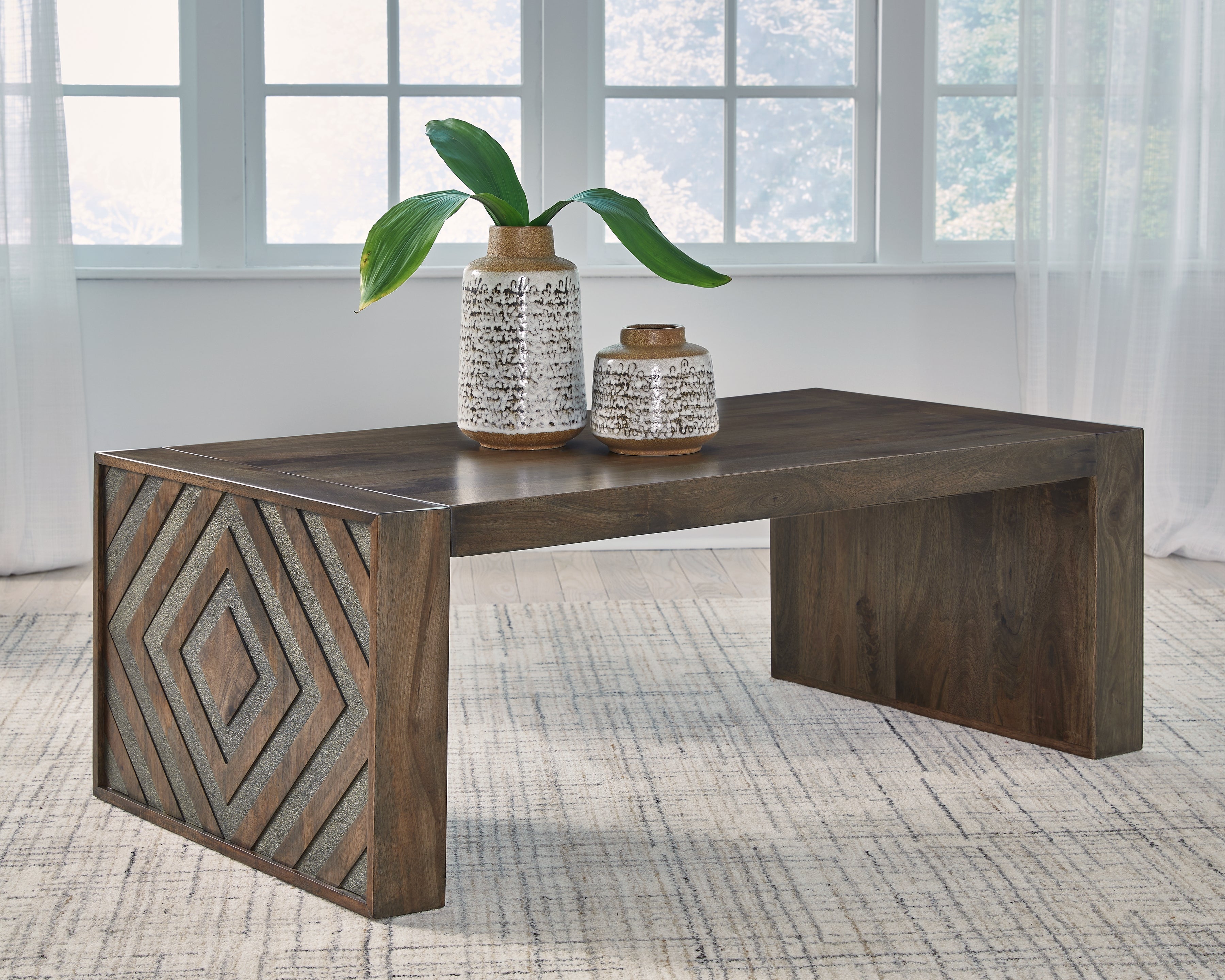 Leasing Furniture - Ashley Furniture - Dreggan Coffee Table - Rectangular Cocktail Table / Brown - T567-1