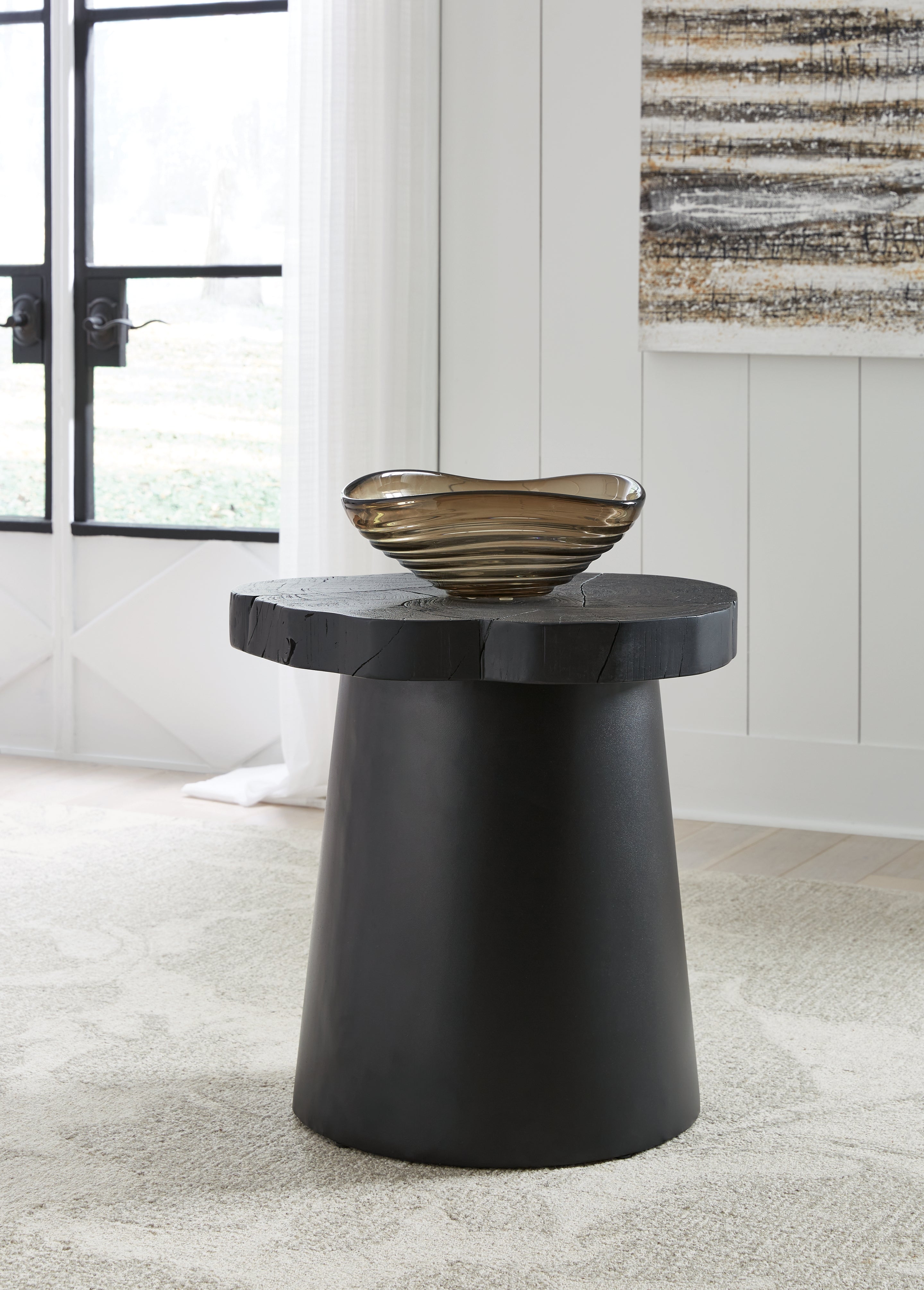 Leasing Furniture - Ashley Furniture - Wimbell End Table - Round End Table / Black - T970-6